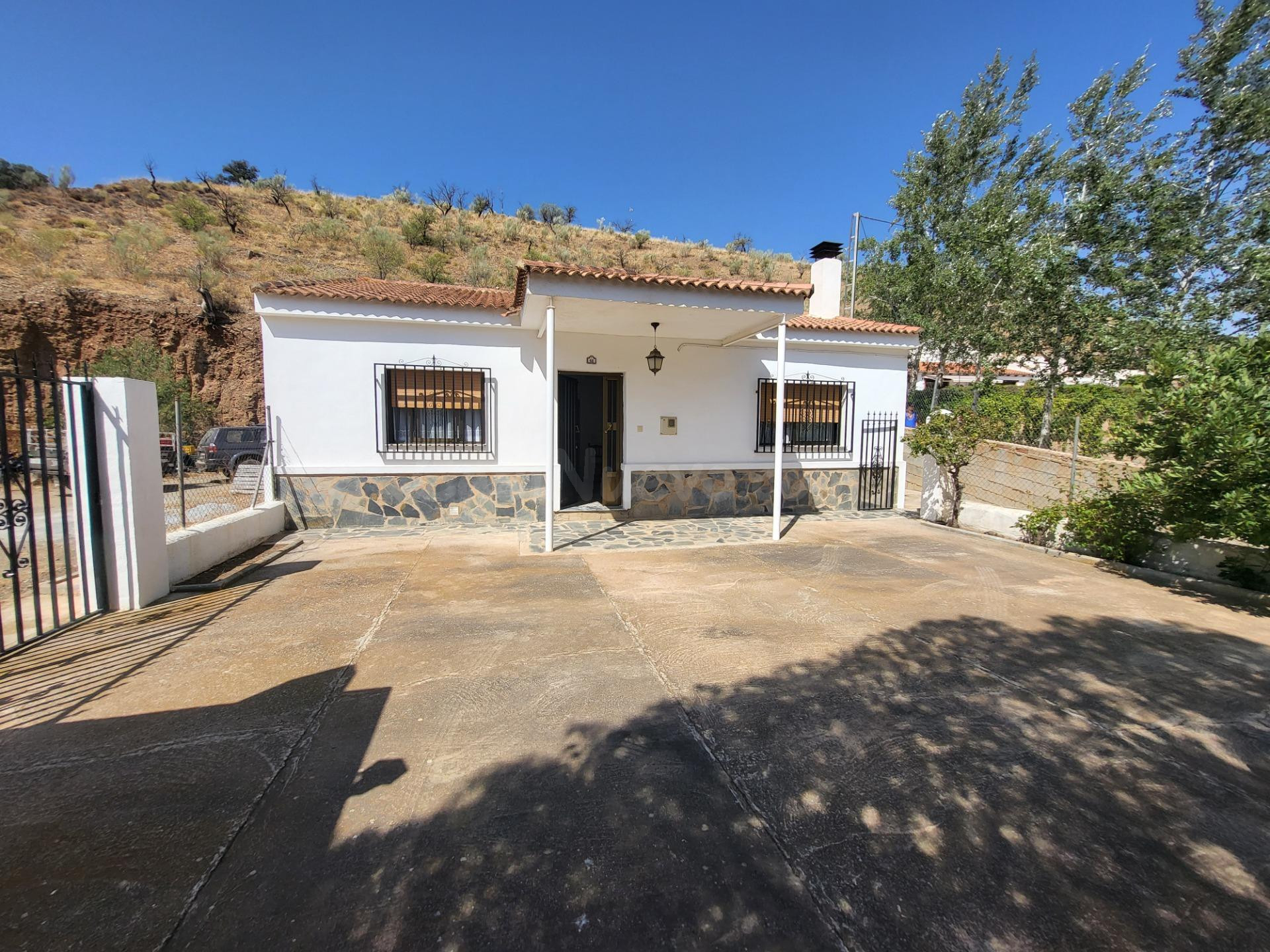 SE VENDE CASA CON PARCELA EN LA HUERTEZUELA - foto 2