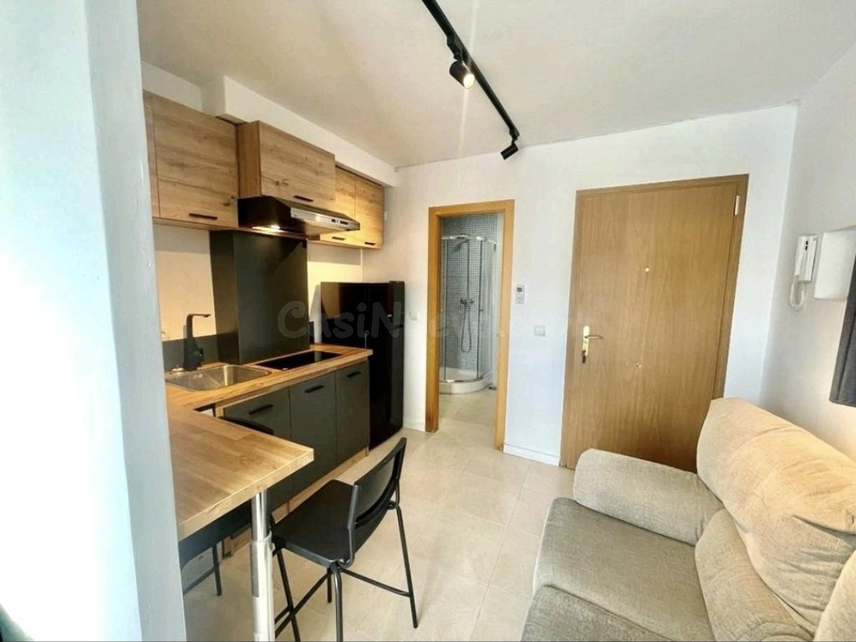 VIVIENDA EN CASARRUBIOS DEL MONTE - foto 4