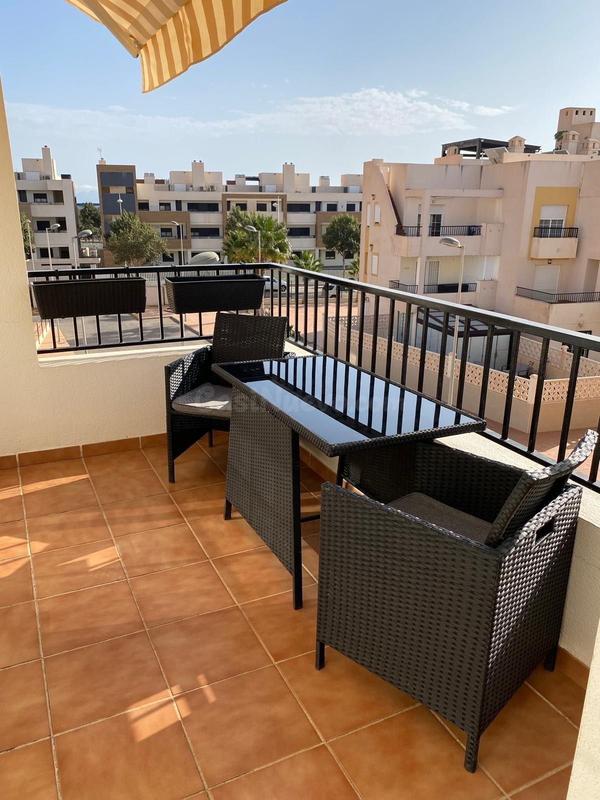 SE ALQUILA PISO DE 1 habitación ZONA TOYO TEMPORADA ESCOLAR