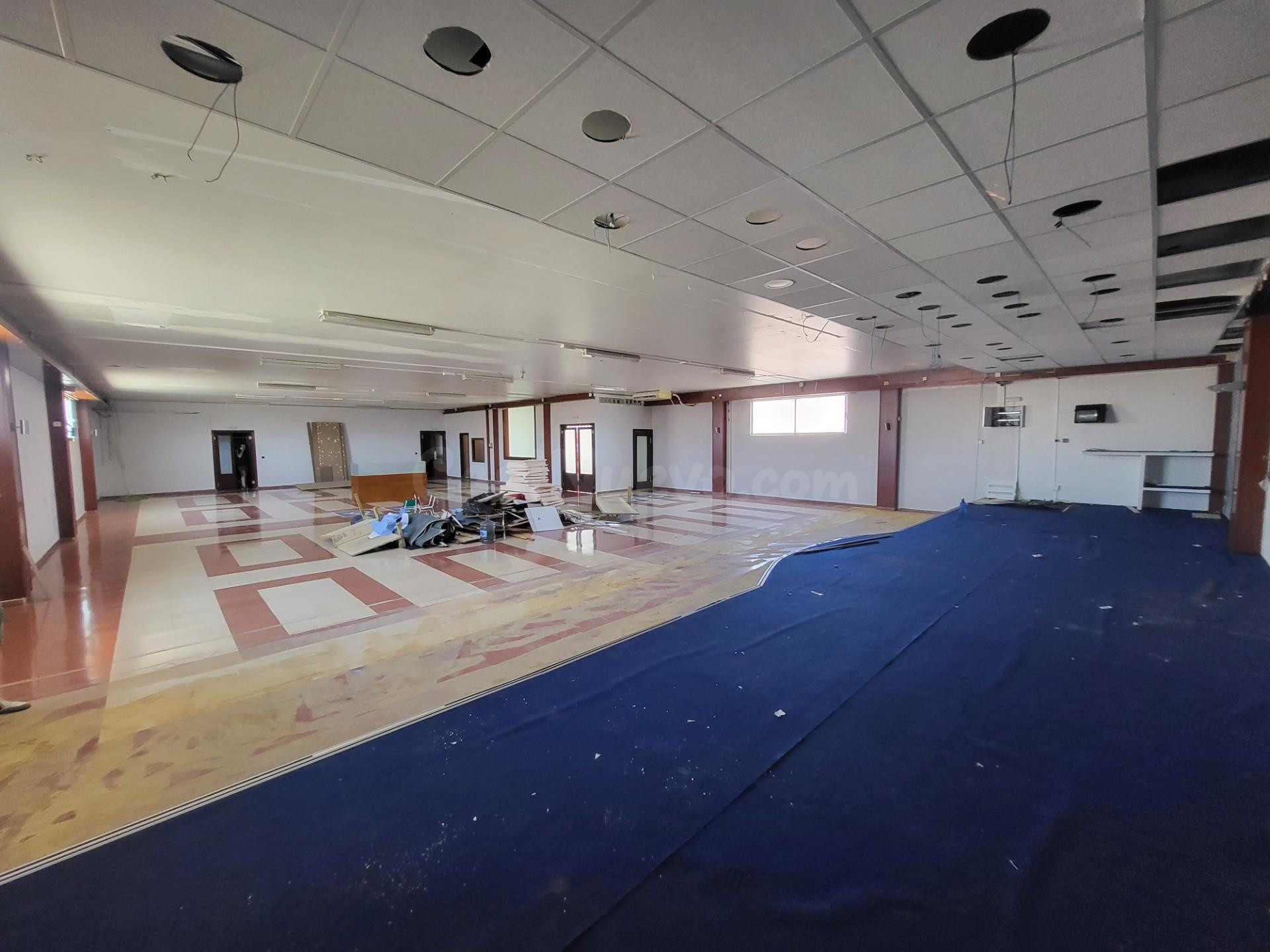SE ALQUILA LOCAL EN 1 PLANTA EN ALMERIA CAPITAL