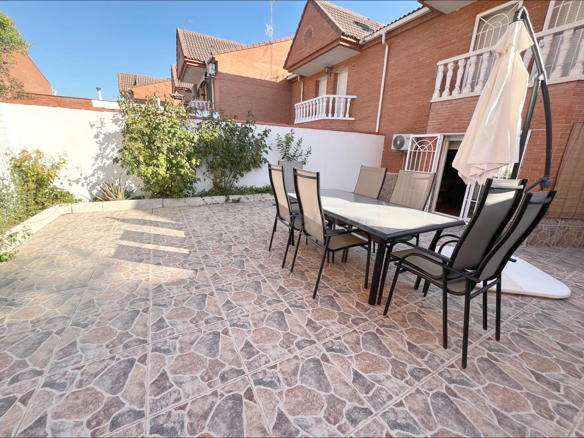 PRECIOSO CHALET EN VENTA EN ILLESCAS - foto 2