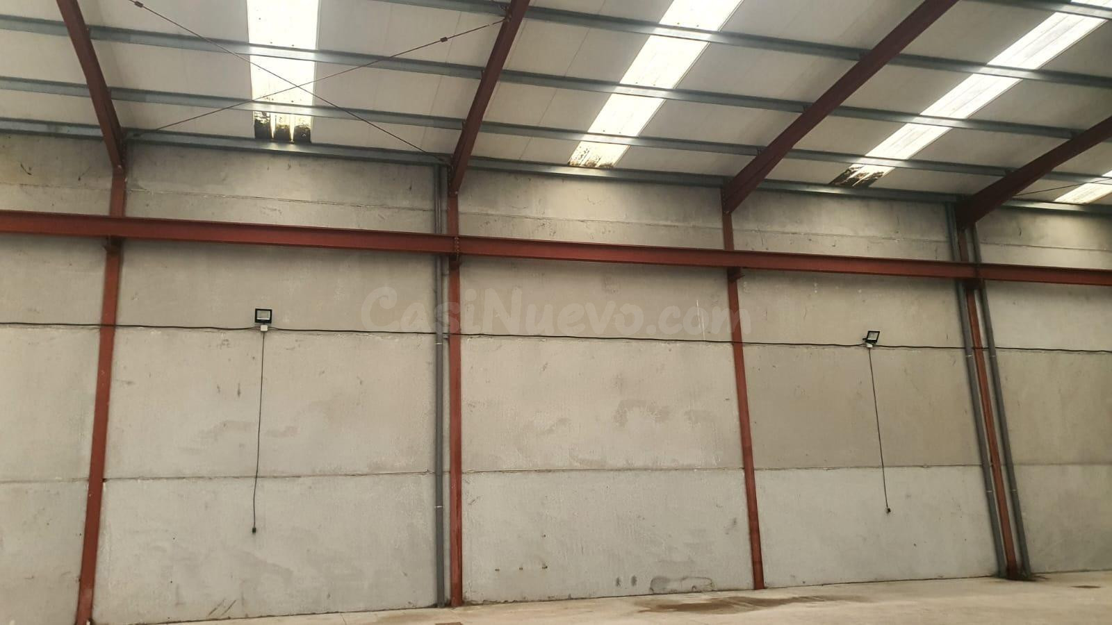Nave industrial 600m² en venta - Carracedelo - foto 3