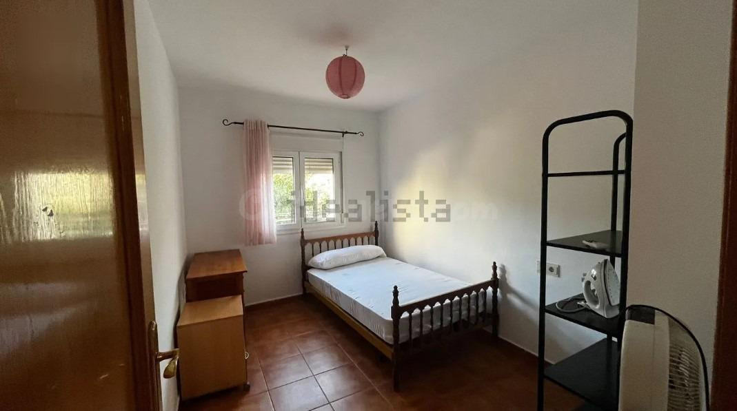 ¡Se alquila casa en Abrucena para larga temporada! ✨ - foto 3