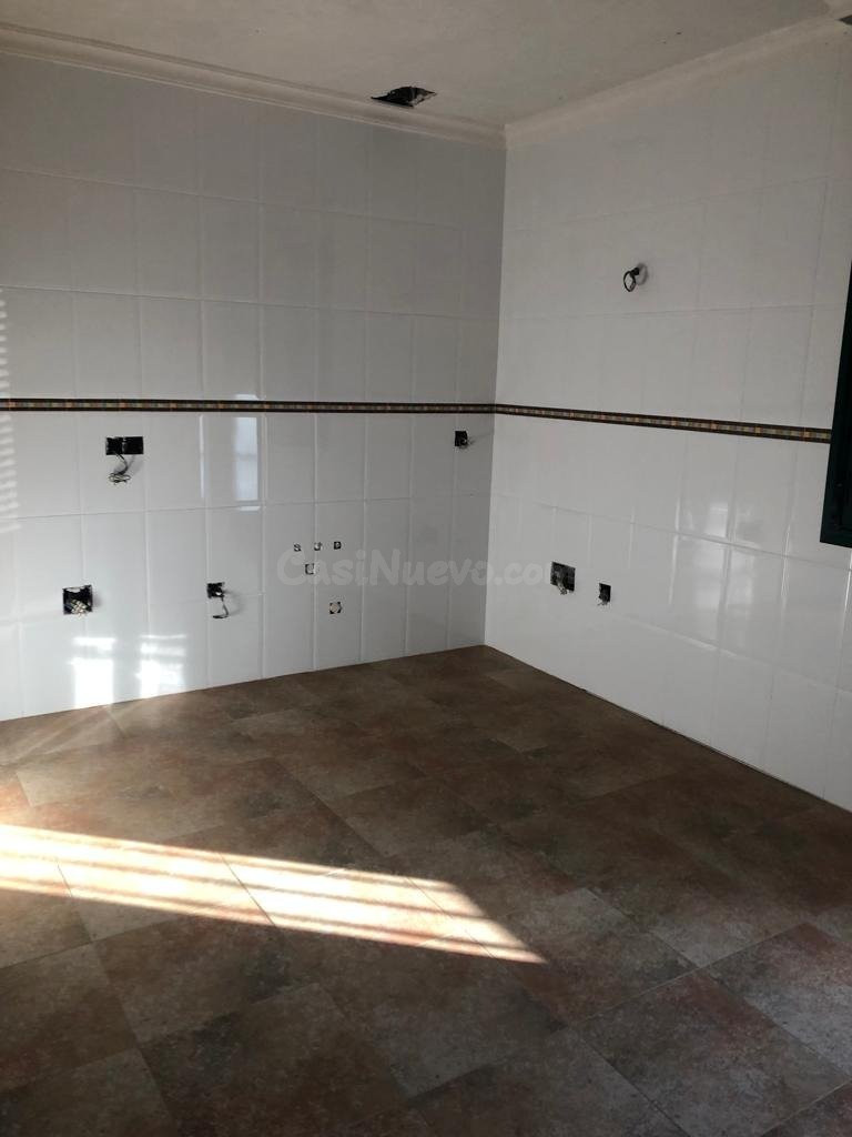 Pareado 4 habitaciones 199m² en venta - Cacabelos - foto 2