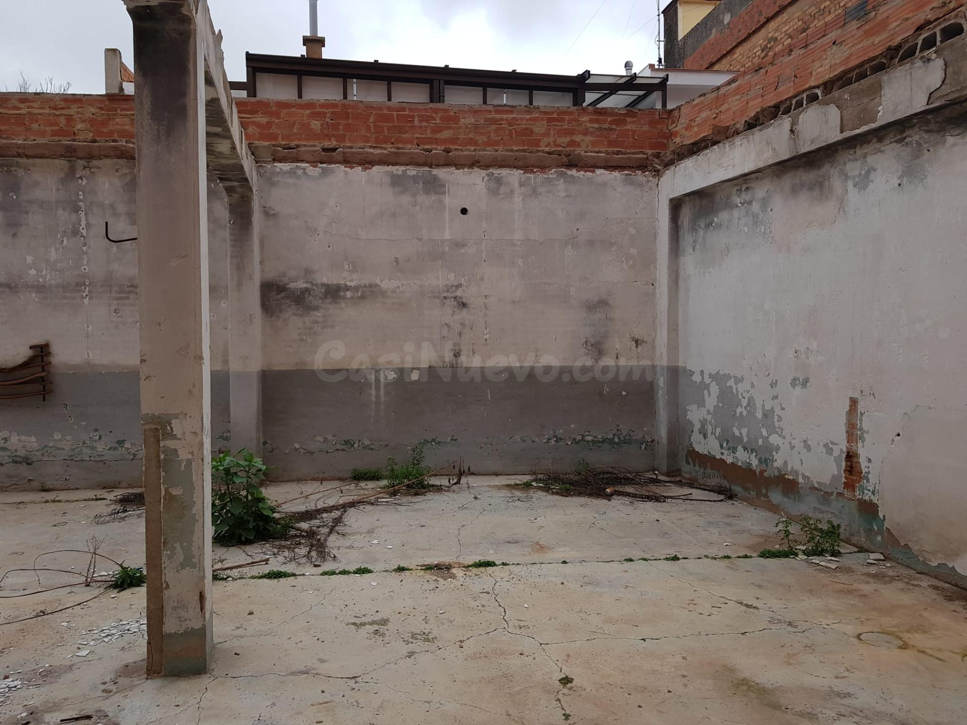 LOCAL CON TERRENO - foto 4