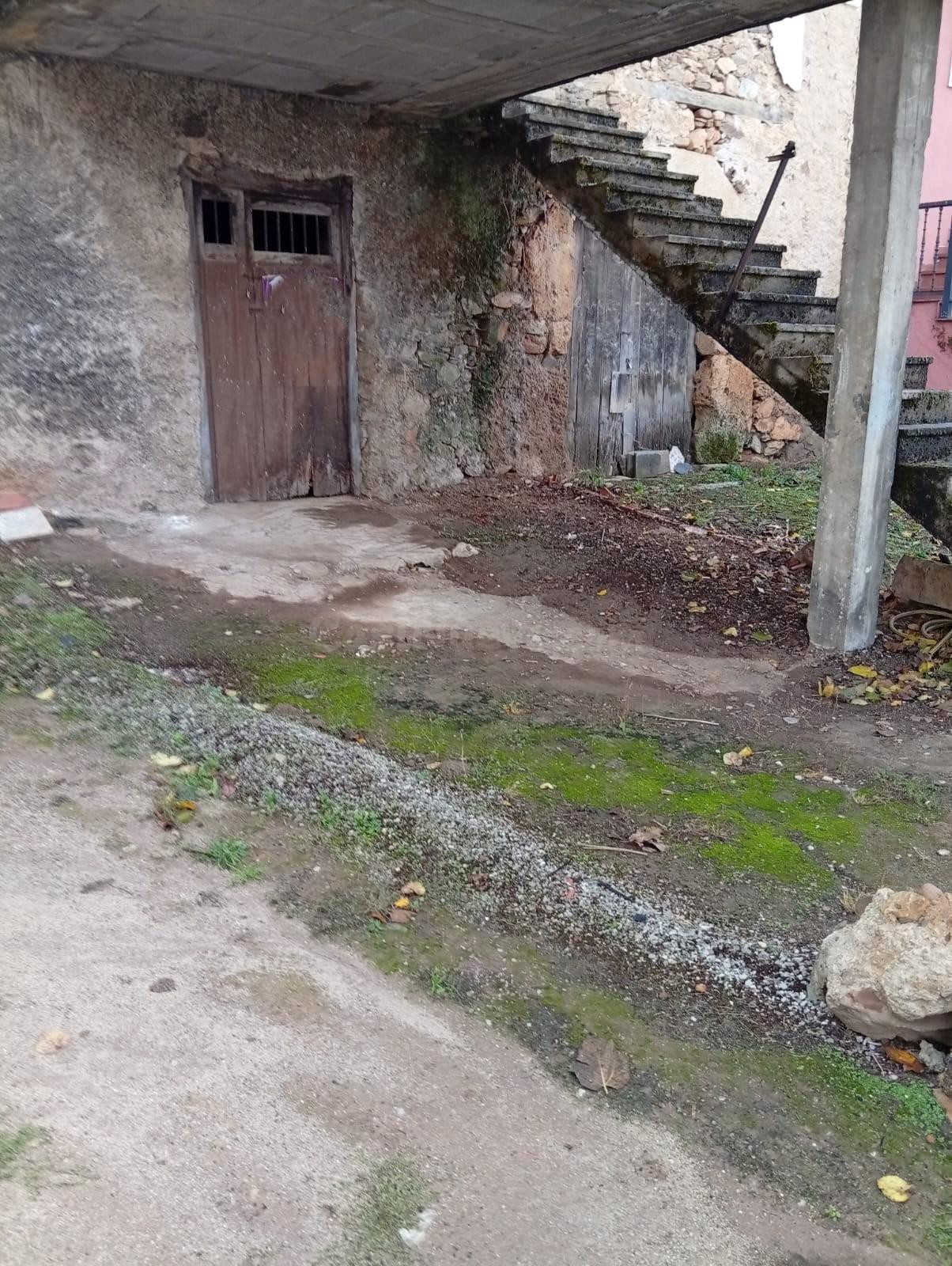 Casa 72m² en venta - Borrenes - foto 3