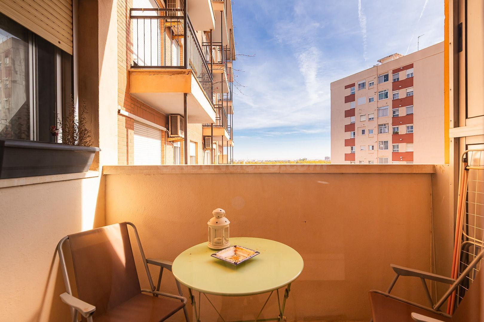 VENTA DE PISO EN CIUTAT FALLERA