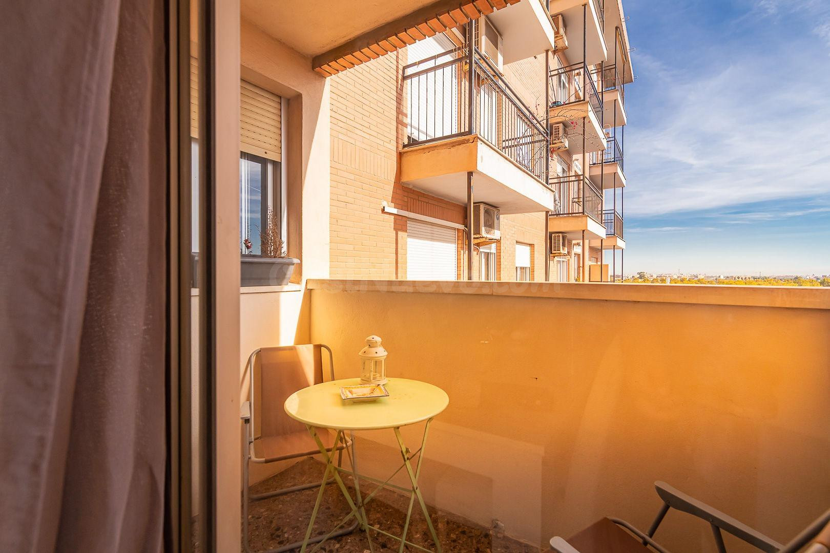 VENTA DE PISO EN CIUTAT FALLERA - foto 2