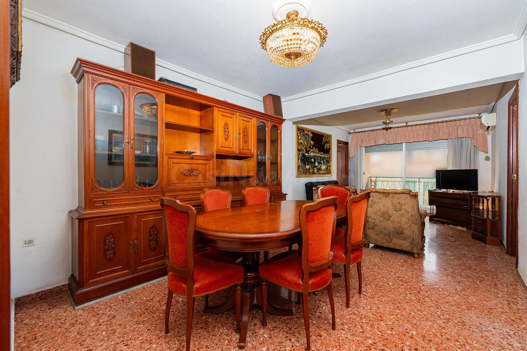 VENTA PISO EN ZONA NOU MOLES