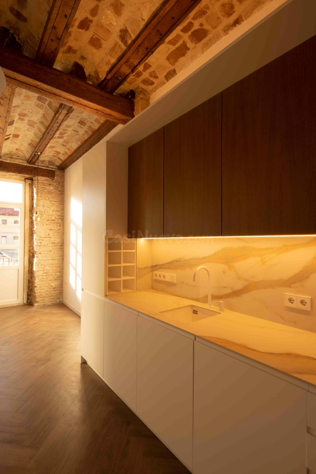 APARTAMENTO EN VENTA EN PLAZA ROJAS CLEMENTE-GV. FERNANDO EL - foto 3