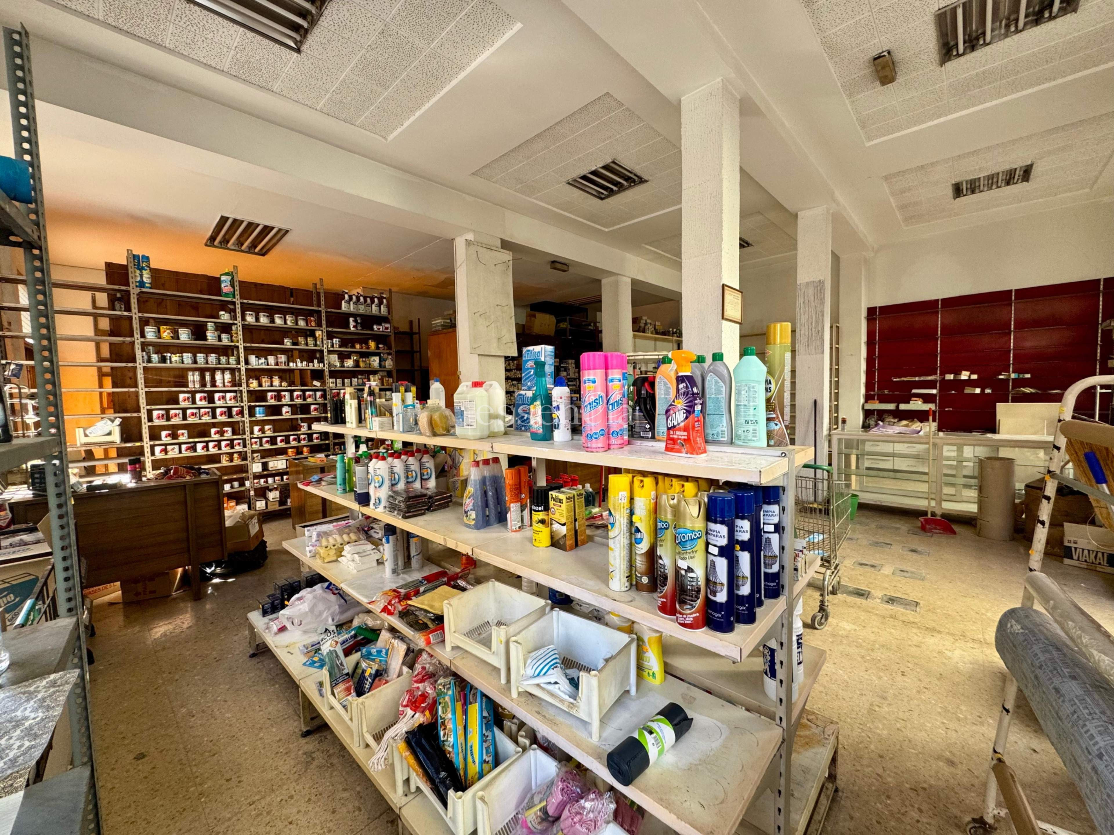 LOCAL PRIME EN CHAFLÁN – PLAZA DEL PRADO, GANDÍA - foto 4