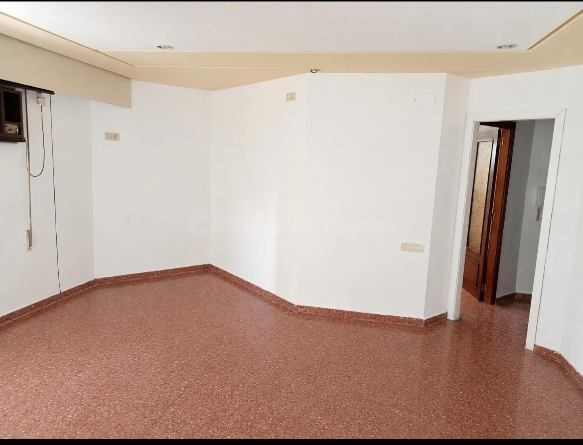 VENTA DE PISO CALLE ALCACER - NOU D`OCTUBRE