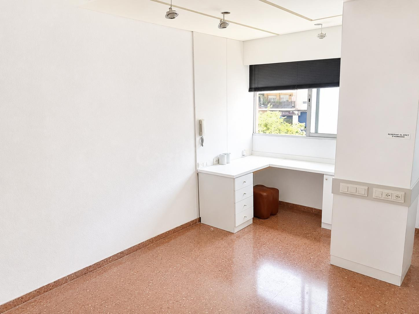 VENTA DE PISO CALLE ALCACER - NOU D`OCTUBRE - foto 2