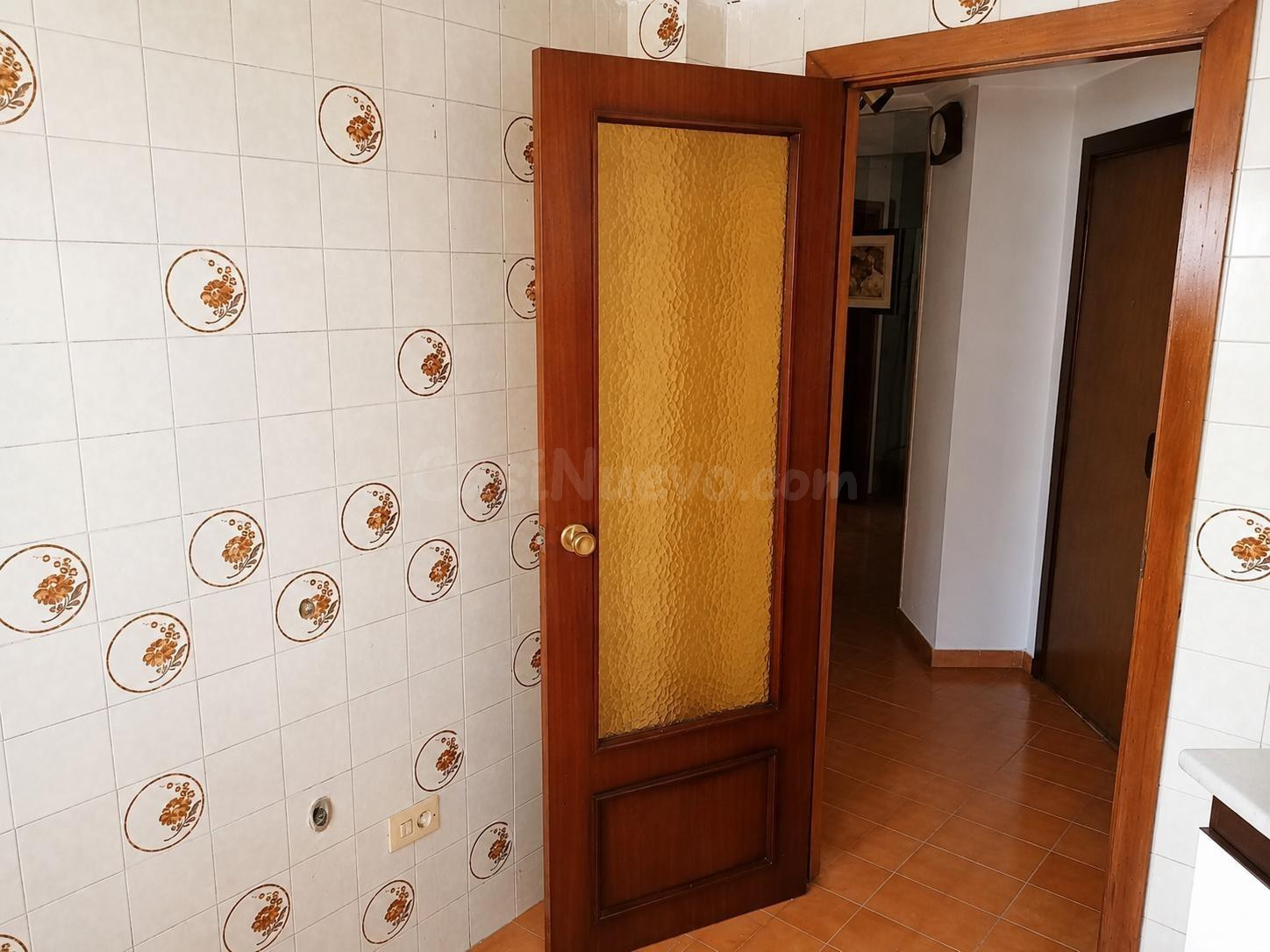 VENTA DE PISO CALLE ALCACER - NOU D`OCTUBRE - foto 3