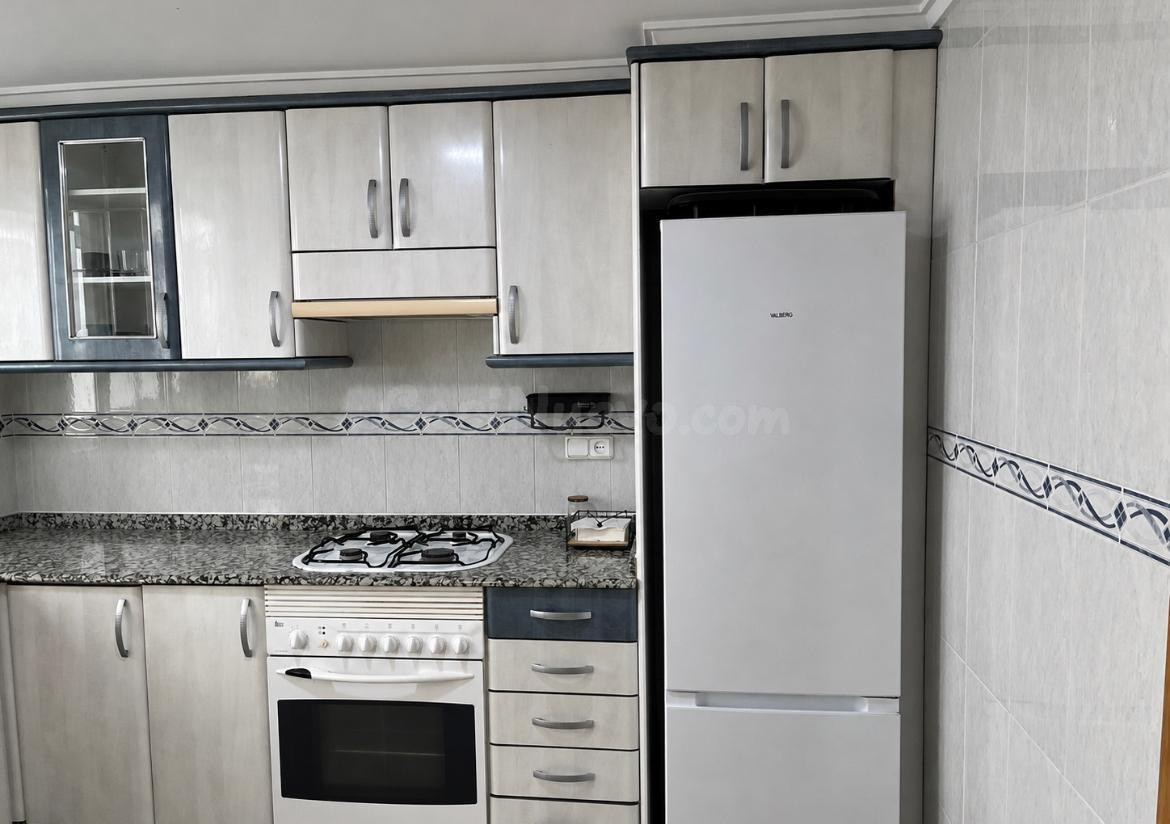 VENTA PISO EN AVENIDA DEL CID-NOU MOLES - foto 2