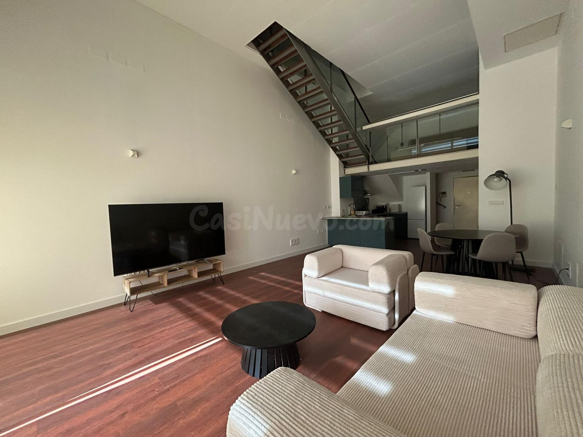LOFT-ÁTICO CON TERRAZA PRIVADA, PISCINA Y GARAJE EN ROS CASA - foto 4