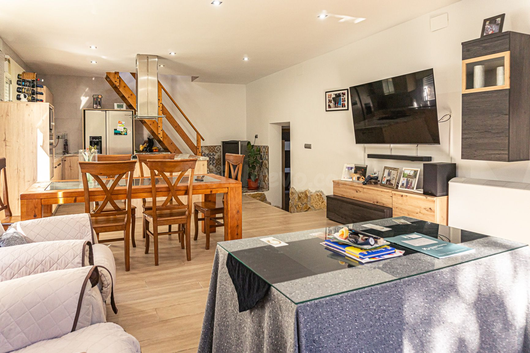ESPECTACULAR CASA CON TERRENO EN LA SIERRA SUR - foto 4