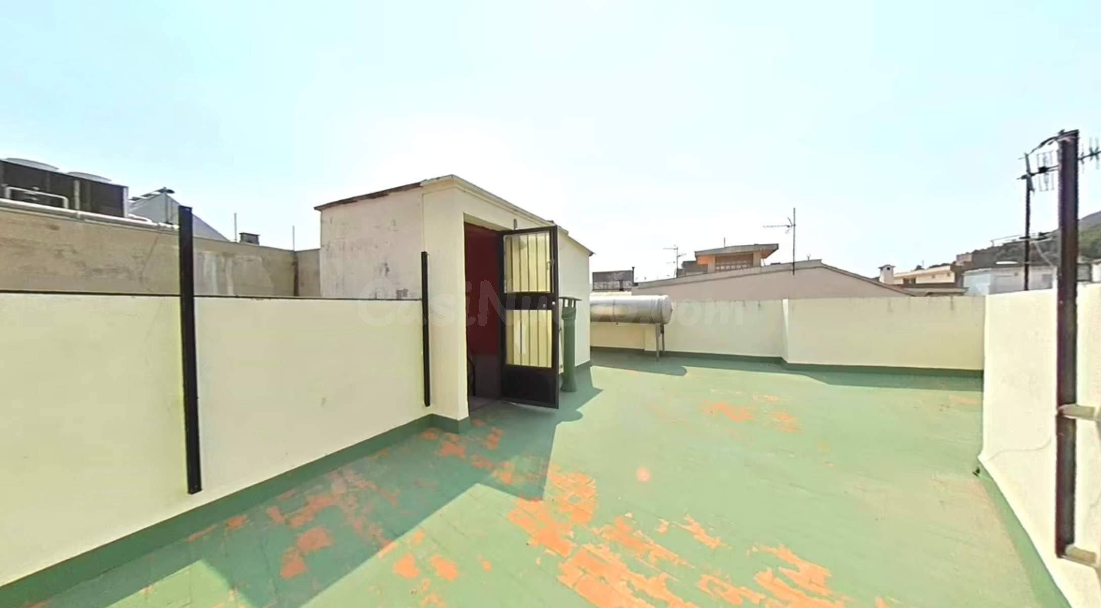 Edificio en venta en Tavernes de la Valldigna - foto 2