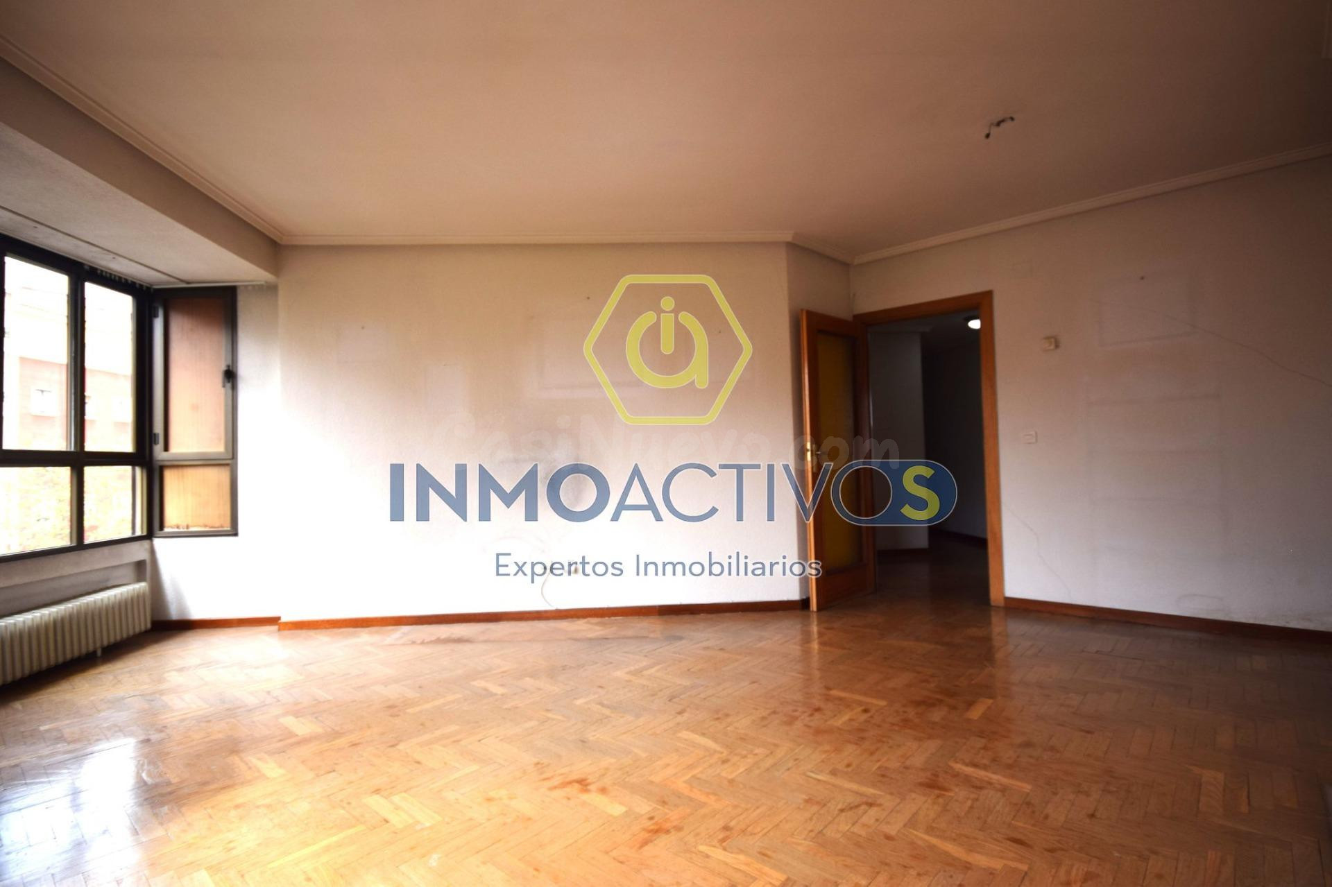 ¡ OPORTUNIDAD JUNTO A FRANCOS RODRÍGUEZ ! 3 DORM, 2 BAÑOS, GARAJE Y SIN HONORARIOS DE AGENCIA. - foto 2