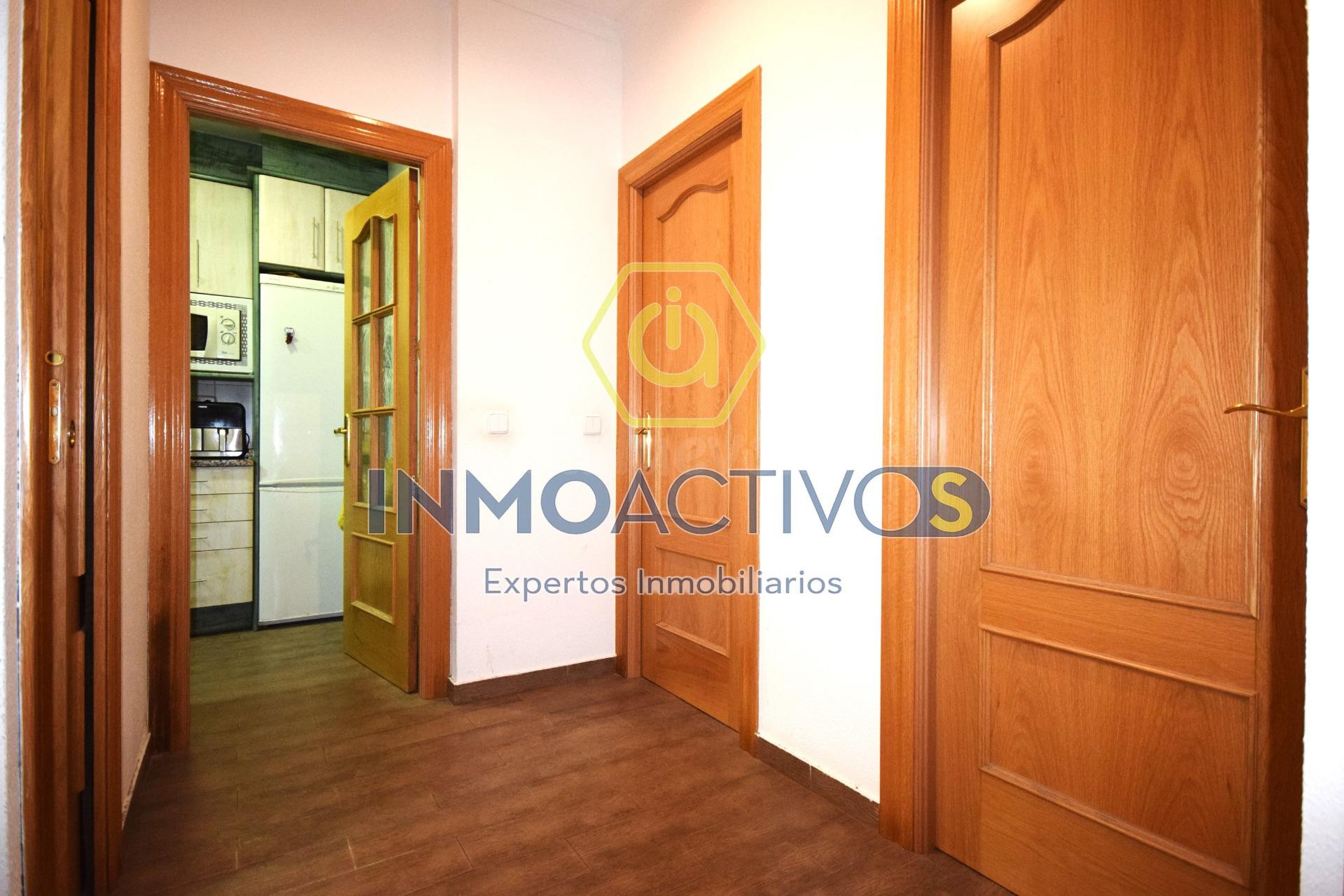 PISO CON PATIO USO PRIVADO EN EL CORAZÓN DE ARAPILES (CHAMBERÍ) - foto 4