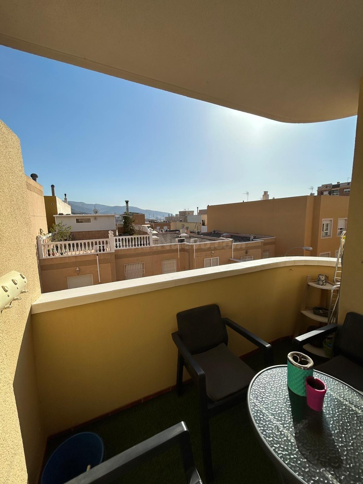 Acogedor piso en La Gangosa, 2 dormitorios + plaza de garaje ¡listo para entrar a vivir! - foto 4
