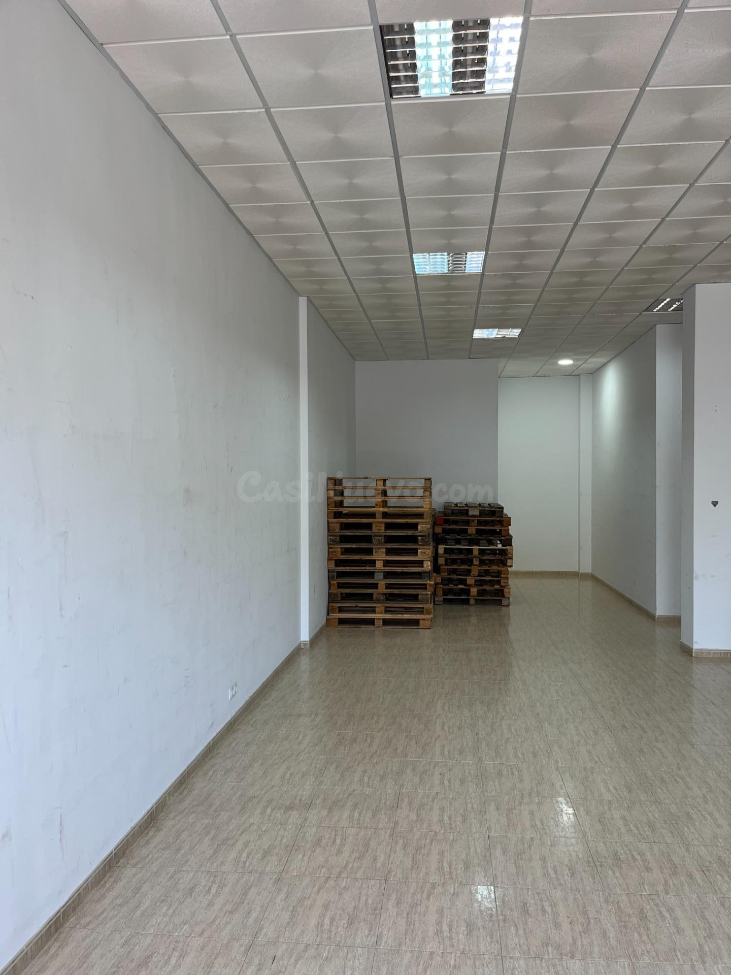LOCAL COMERCIAL EN EL CENTRO DE LA GANGOSA - foto 5