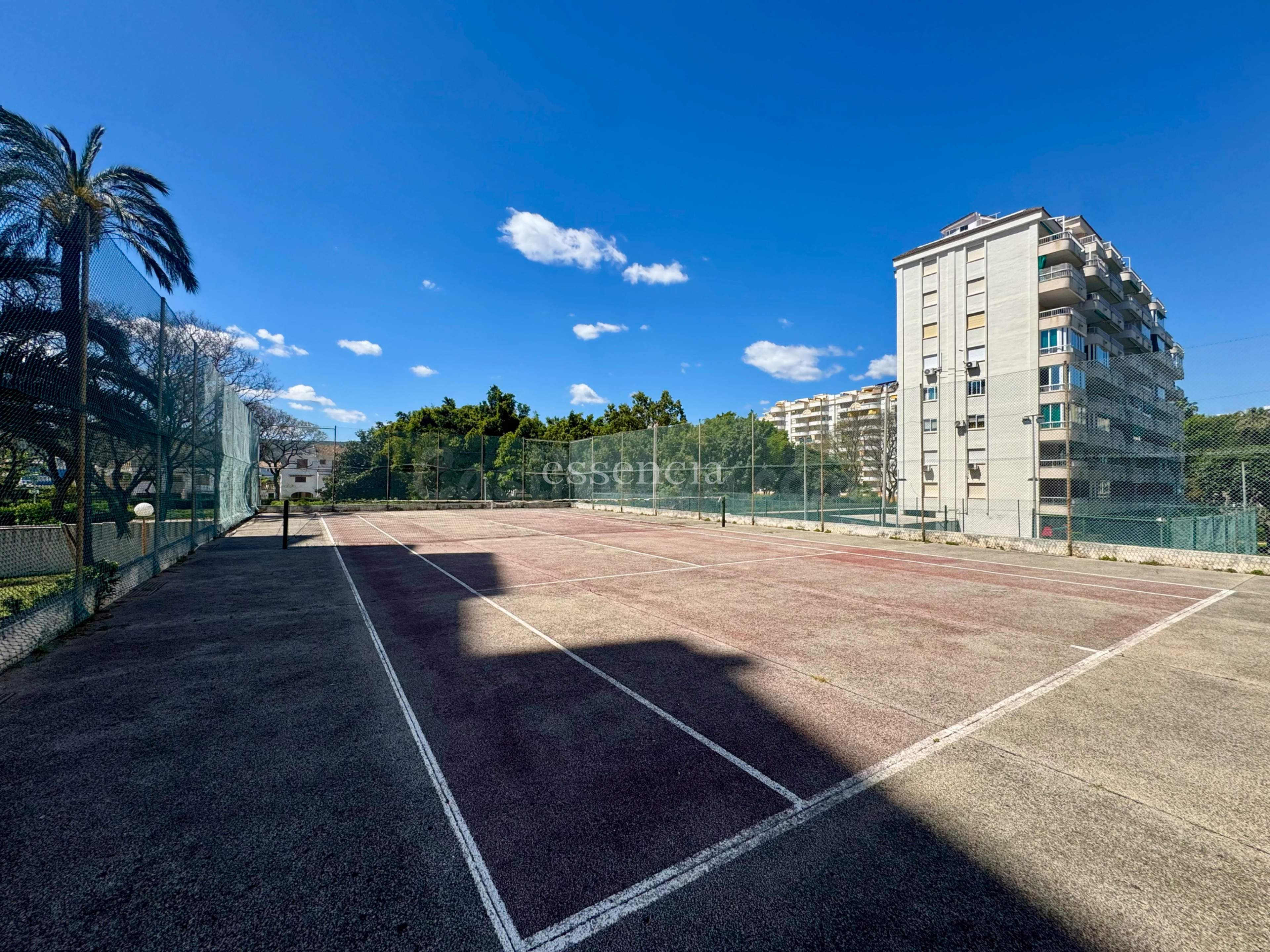 ÁTICO DÚPLEX ESPECTACULAR CON GRAN TERRAZA DE APROX. 100 M2  - foto 5