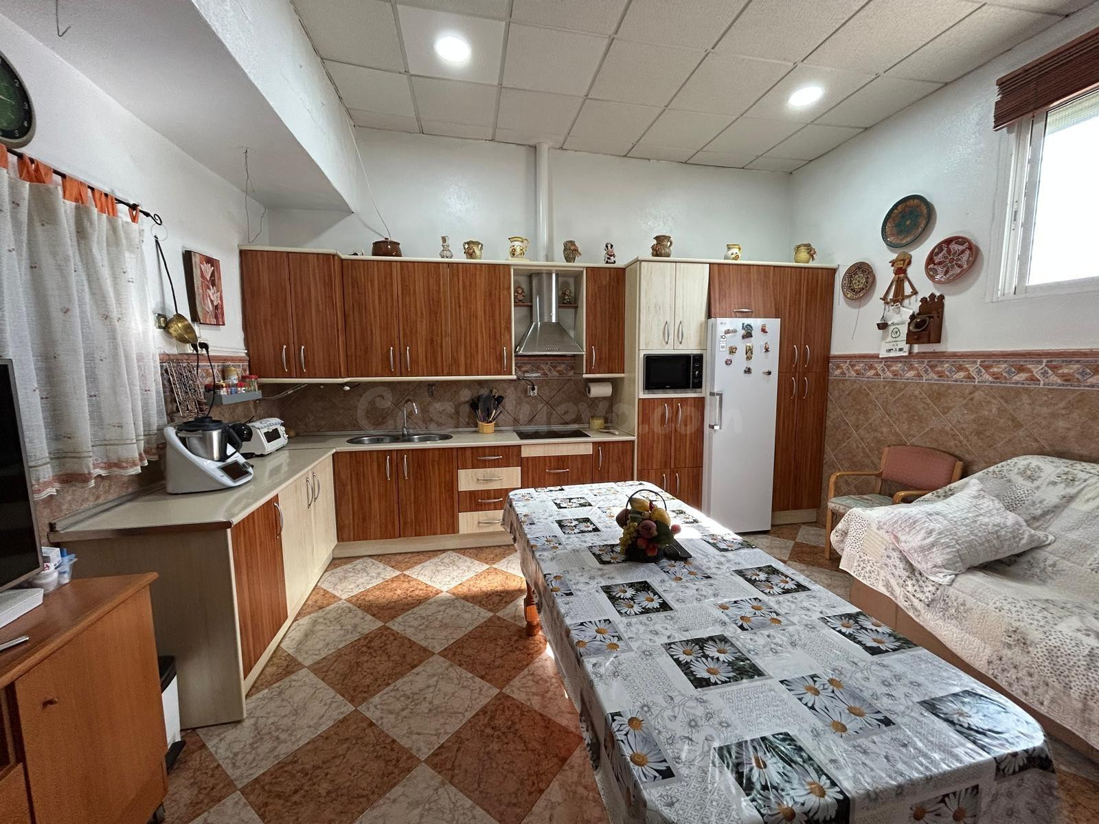 Encantadora Casa en Vicar: Espacio y Confort a tu Alcance - foto 3