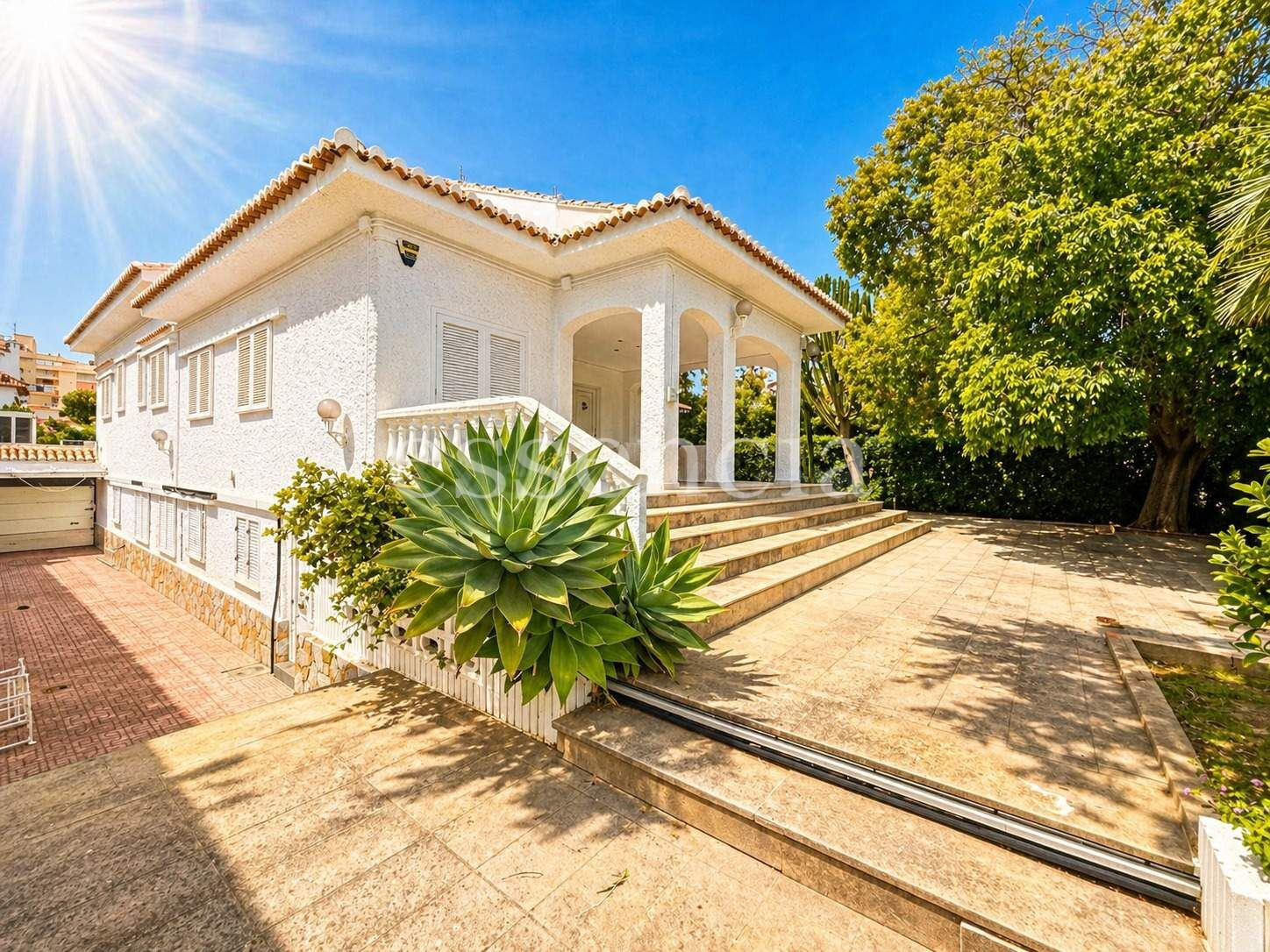 ✨ ESPECTACULAR CHALET EN LES MOTES – PLAYA DE GANDÍA ✨ EXCLU - foto 3