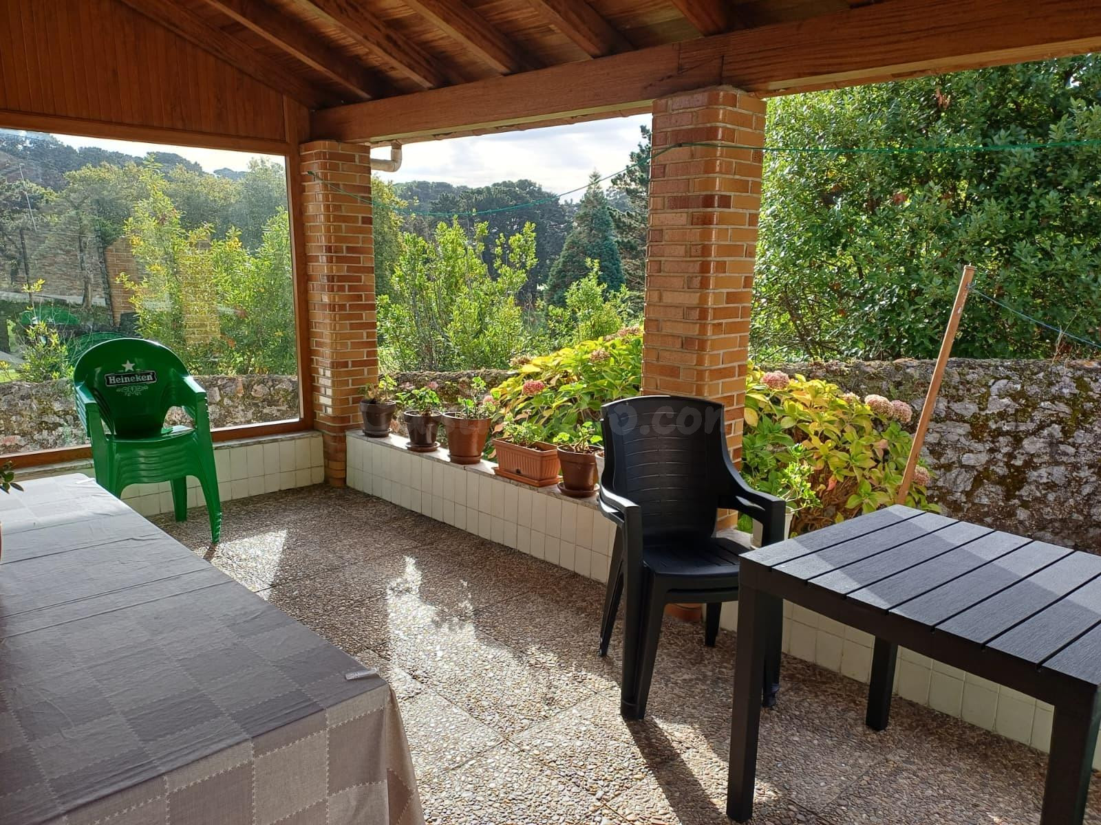 ALQUILO CASA EN PEDREÑA CON JARDÍN Y TERRAZA - foto 2