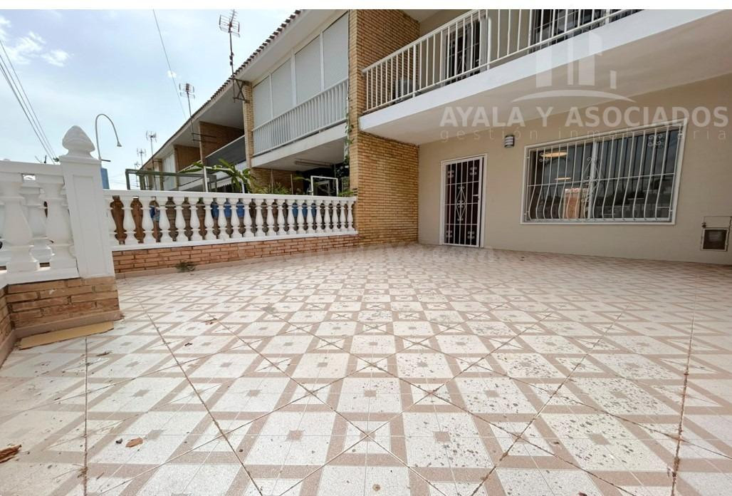 DÚPLEX EN VENTA, EN MAR DE CRISTAL