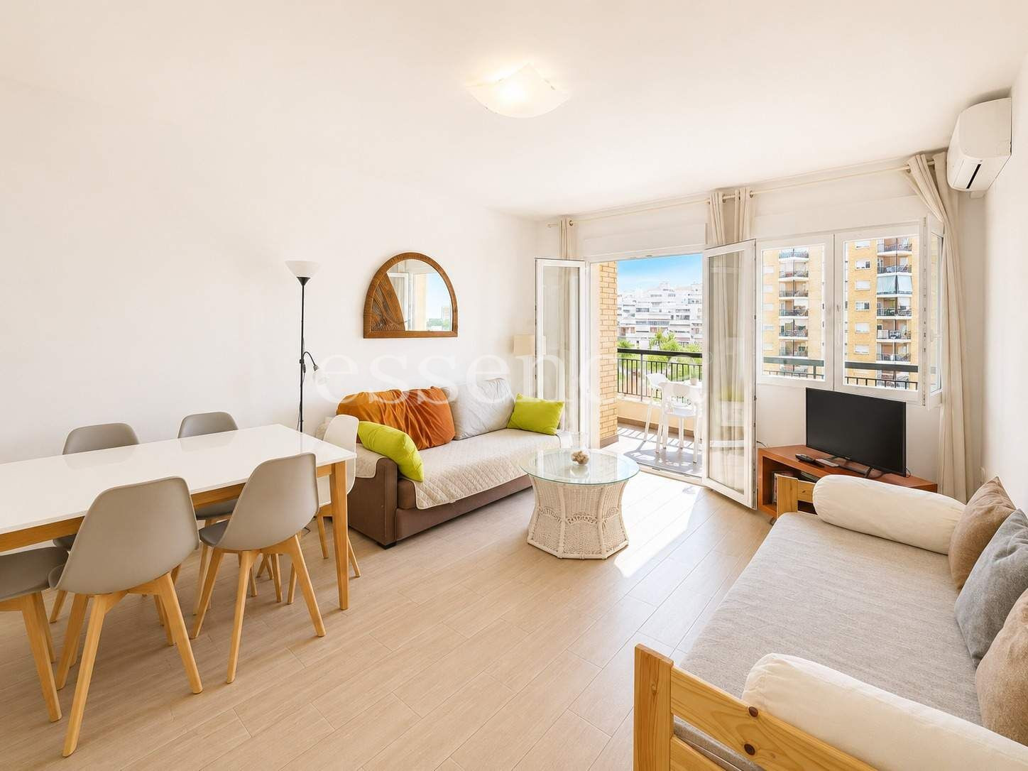 APARTAMENTO EN 1ERA. LINEA DE PLAYA DE GANDÍA – VISTAS ESPEC - foto 5