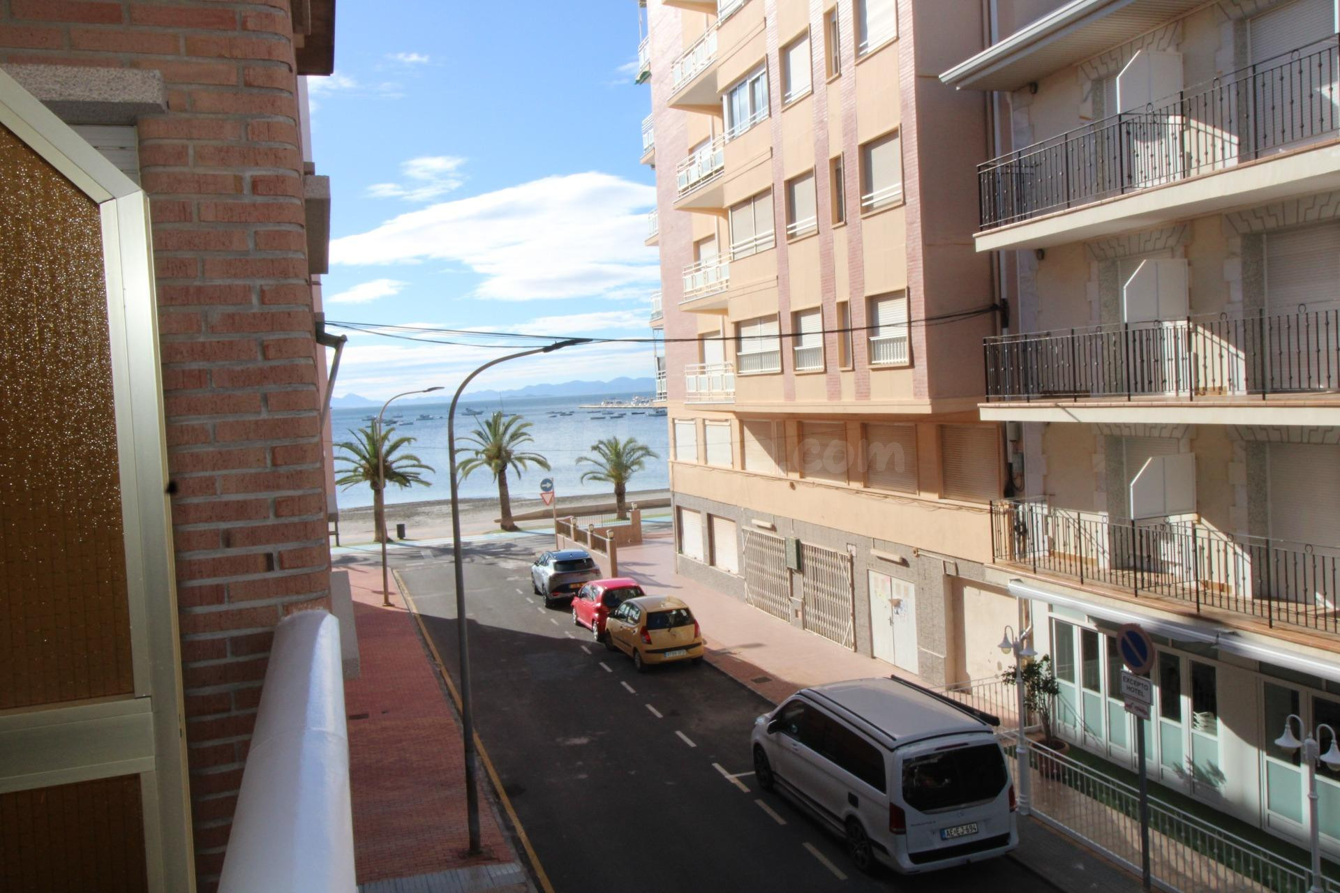 Apartamento con vistas al mar
