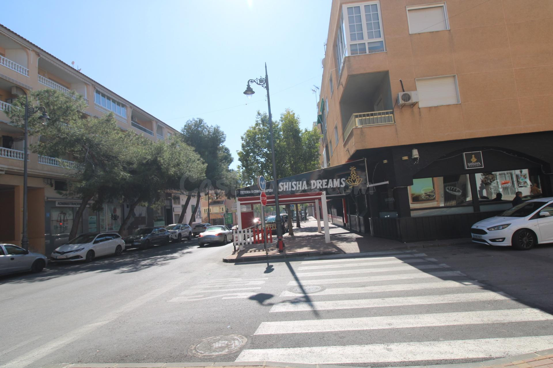 Amplio local comercial