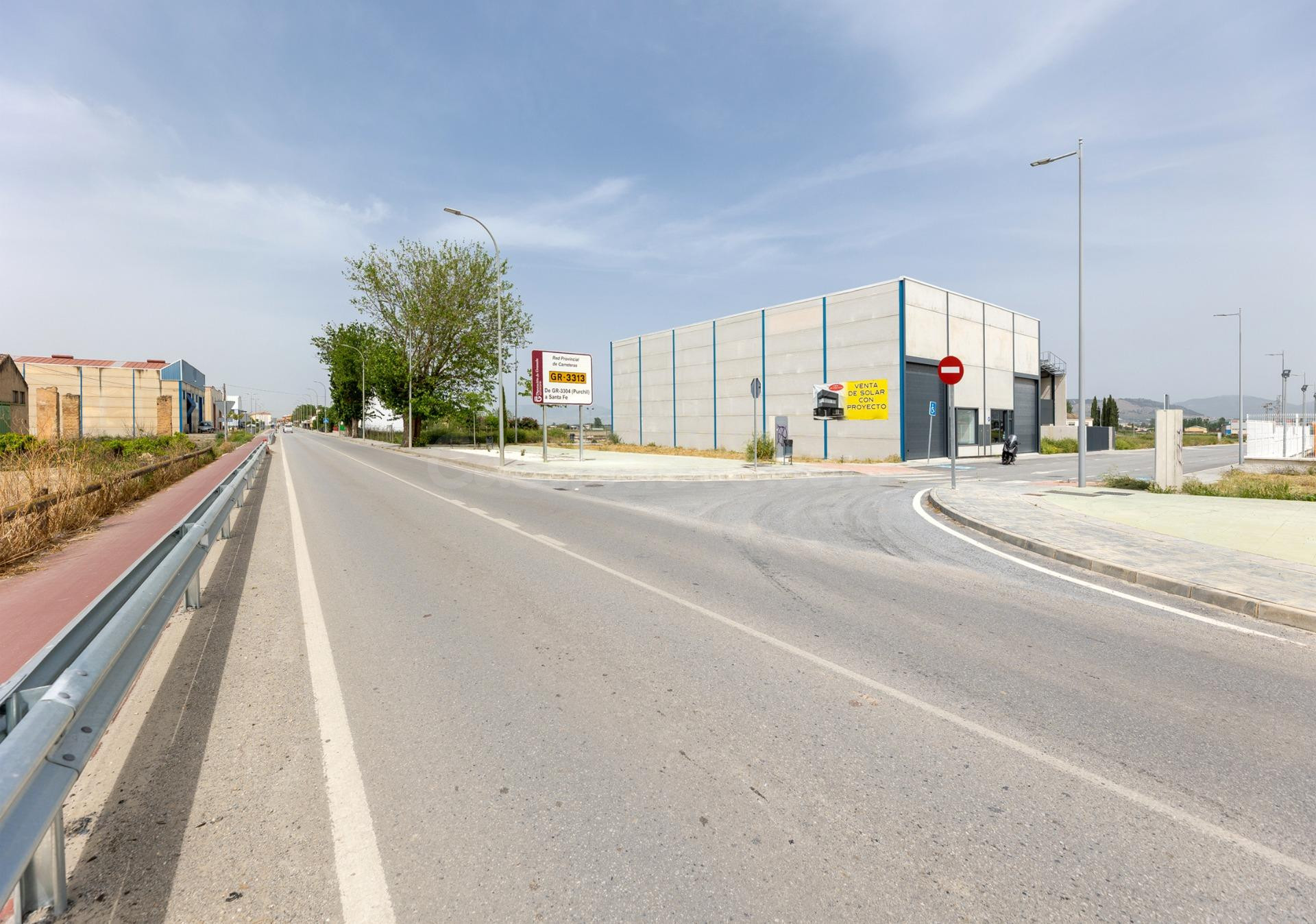 Solar industrial en esquina con máxima visibilidad + proyect - foto 2