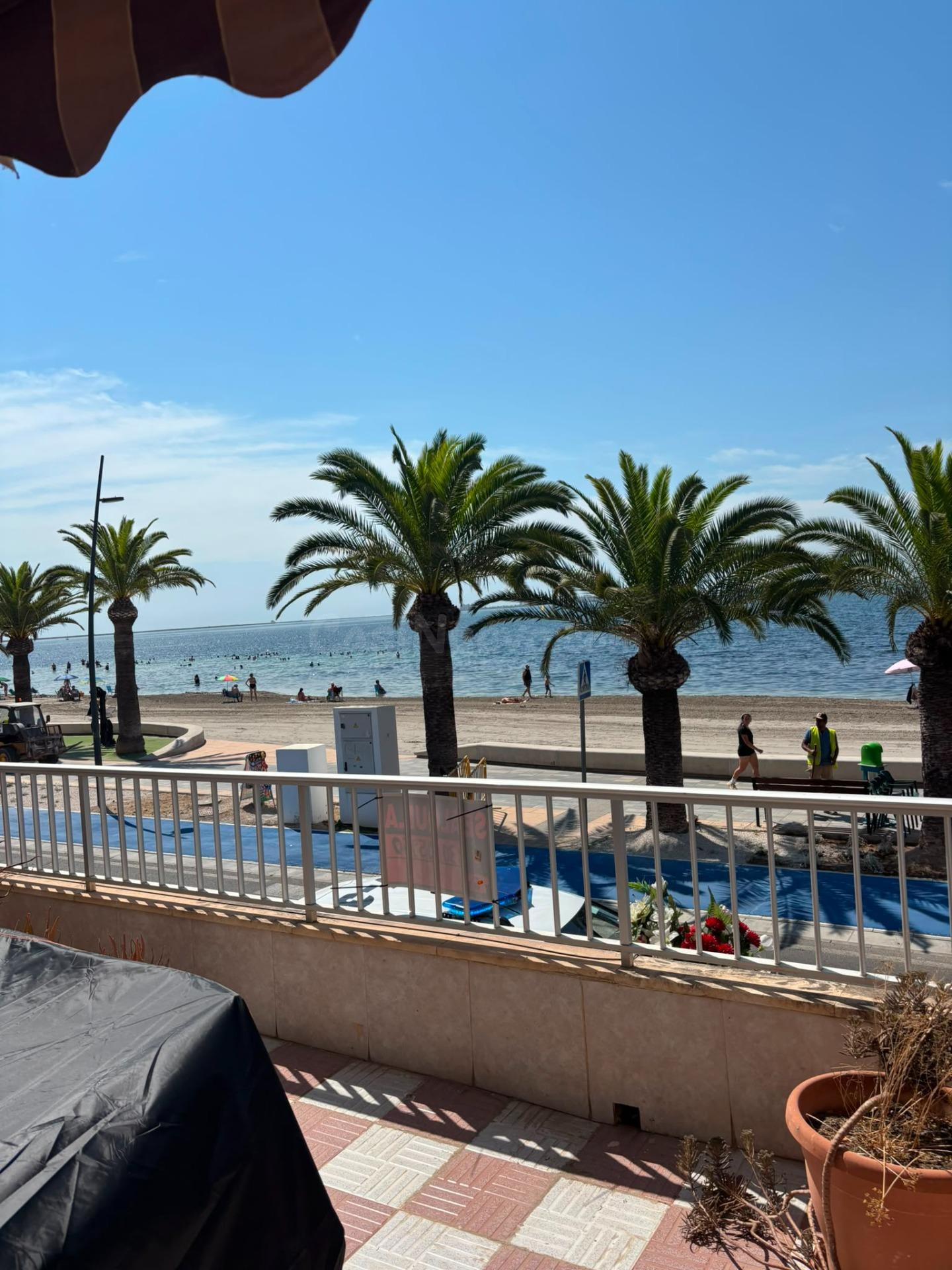 Gran balcón con vistas frontales - foto 4