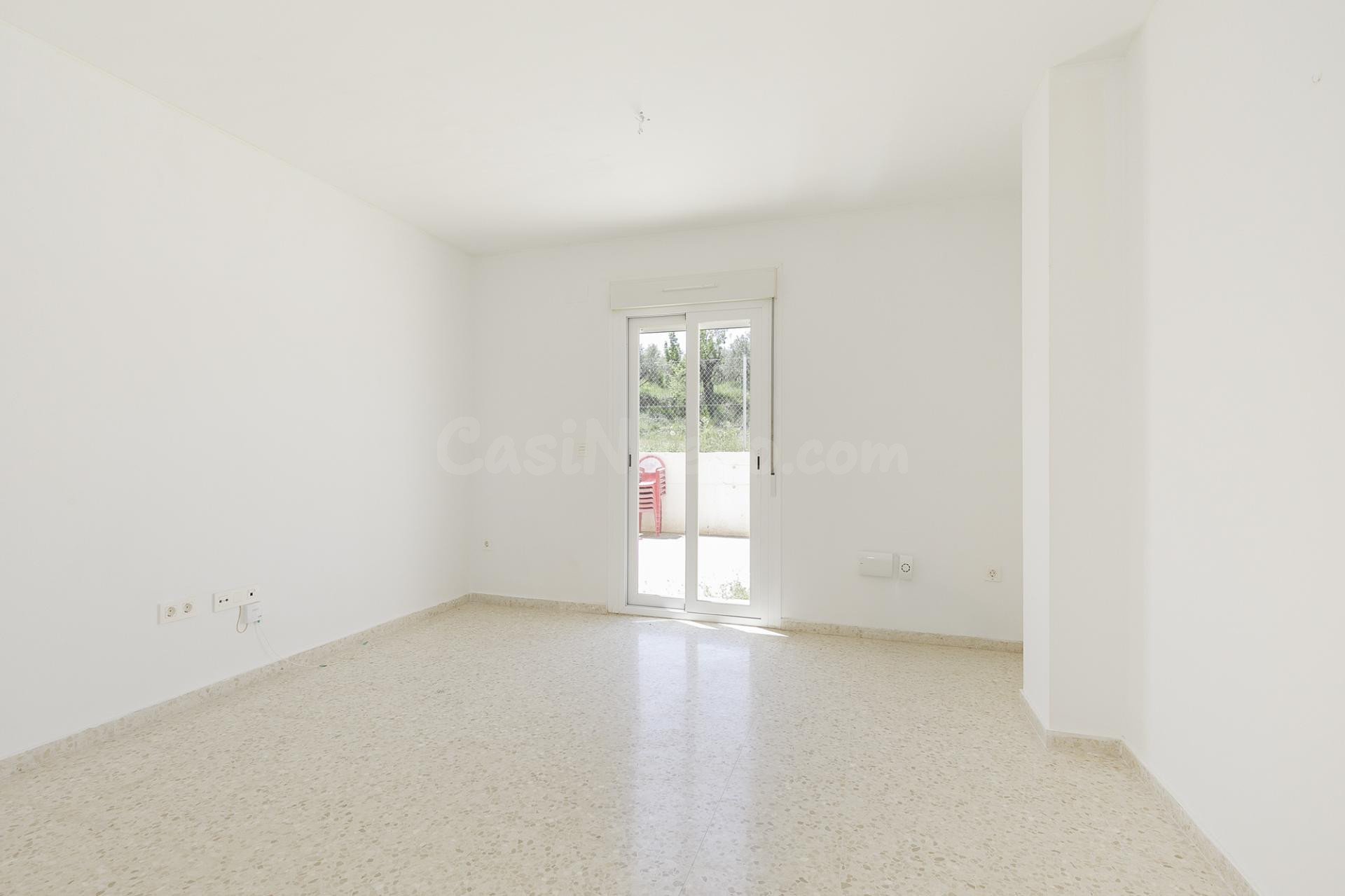 CASA ADOSADA VPO EN ALQUIFE – AMPLITUD, TRANQUILIDAD Y UNA G - foto 4