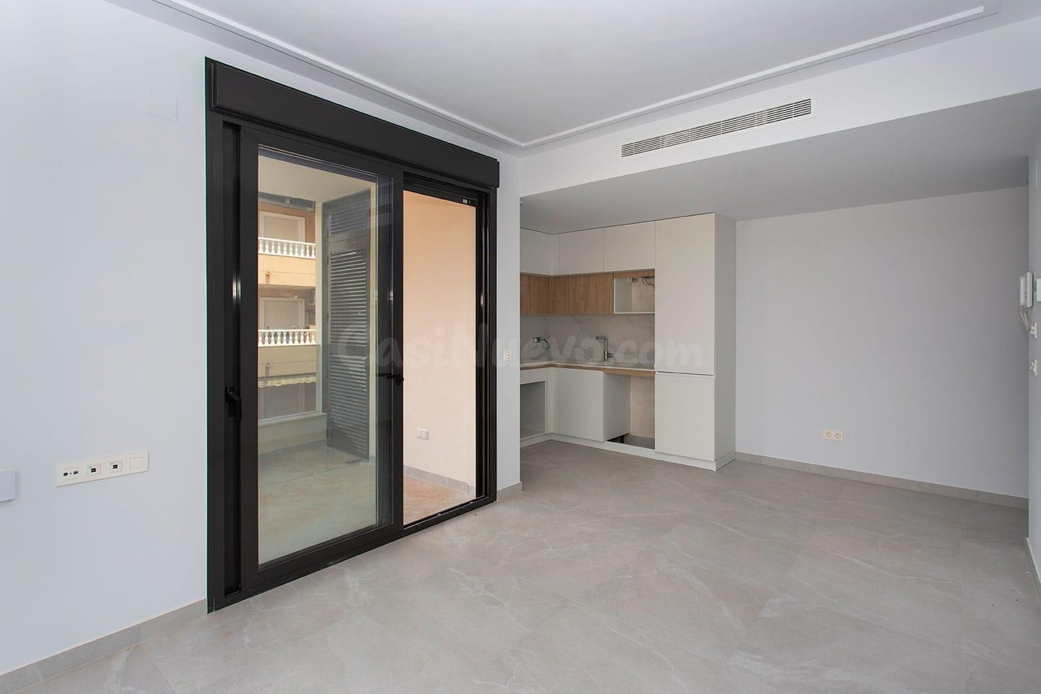 PISO A ESTRENAR CON PISCINA EN LA ZONA DE LA PLAYA DEL CURA - foto 4