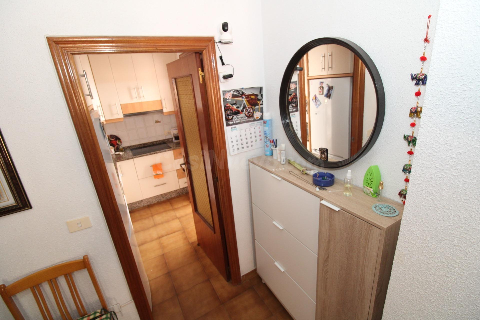 Apartamento en urbanización primera linea playa - foto 5