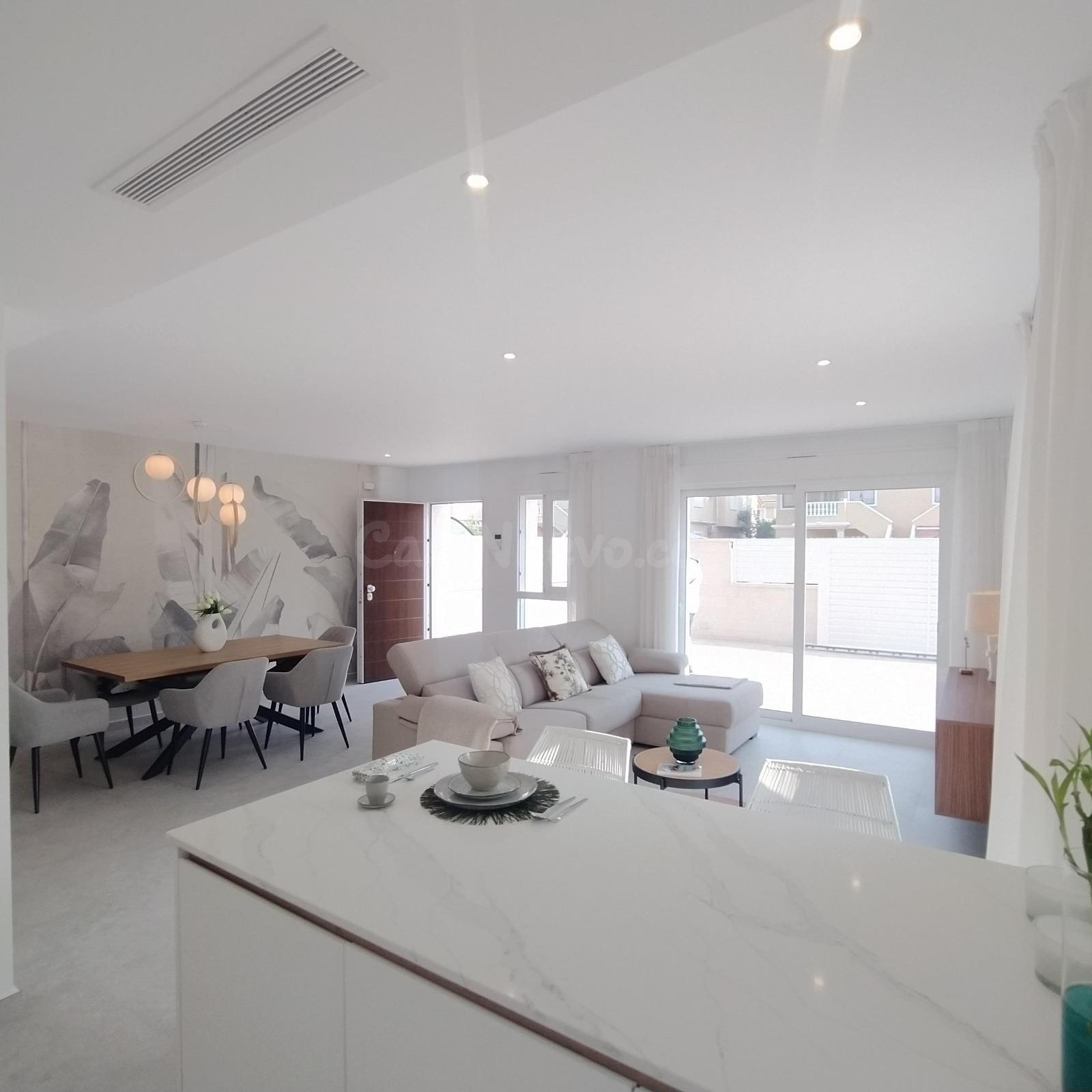 PLANTA BAJA REFORMADO CON PISCINA Y PARKING