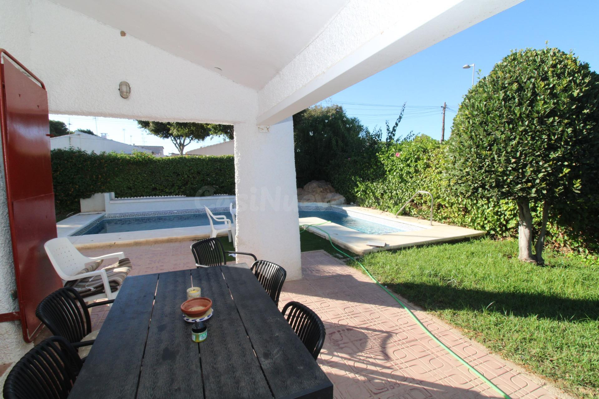 Chalet con parcela de 700 metros