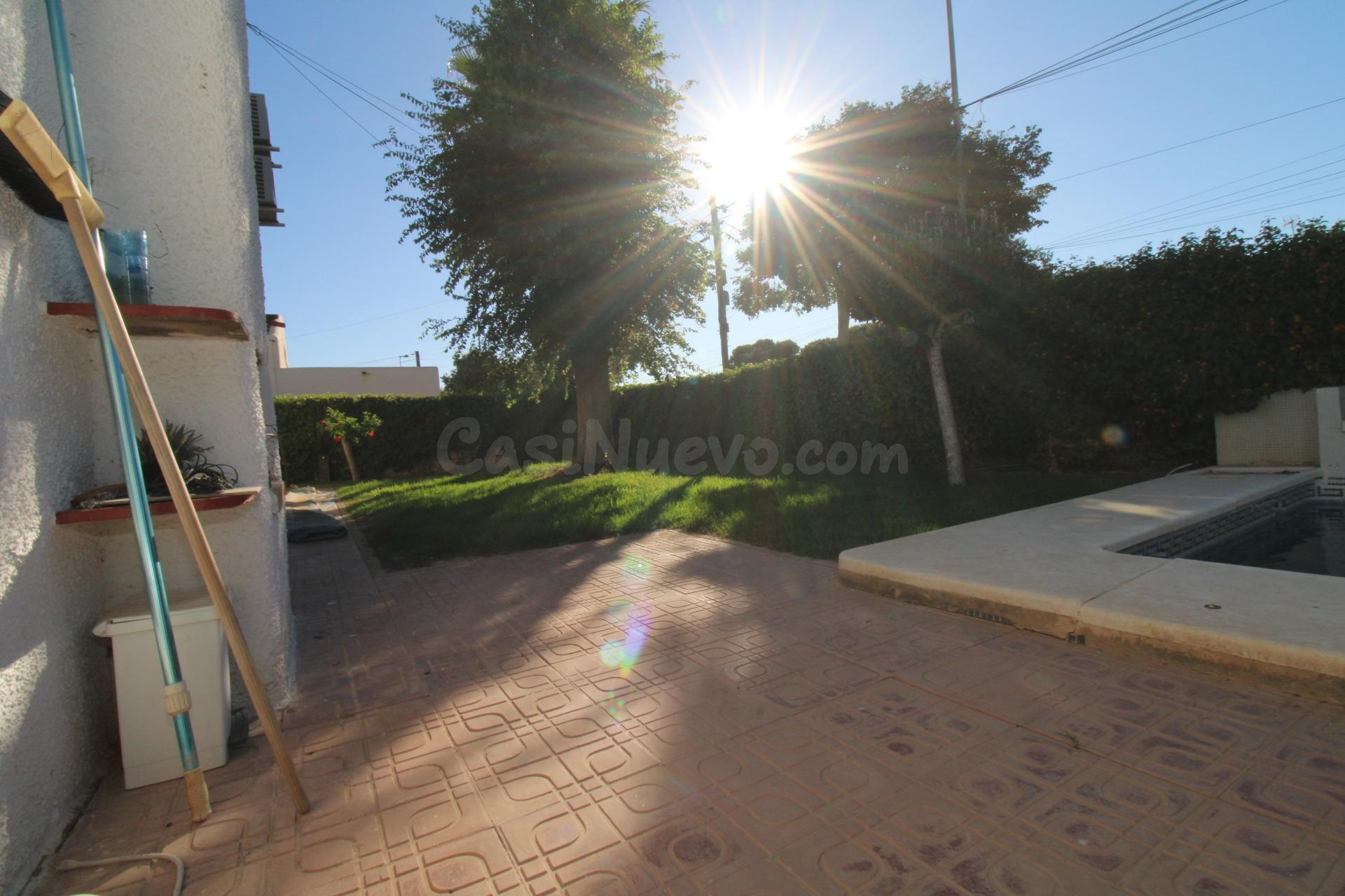 Chalet con parcela de 700 metros - foto 5