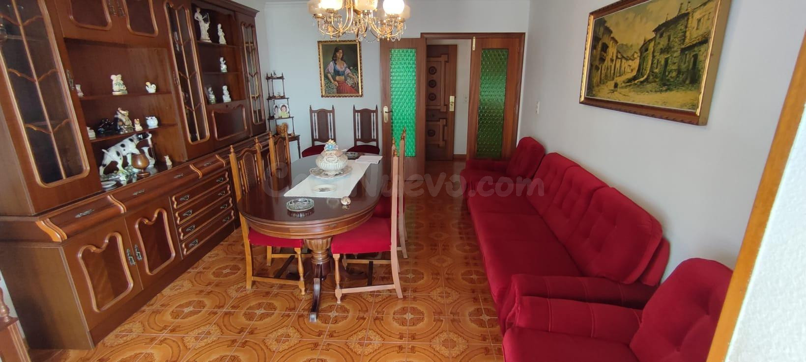 PISO DE 3 DORMITORIOS EN TODO EL CENTRO DE TORREVIEJA - foto 2
