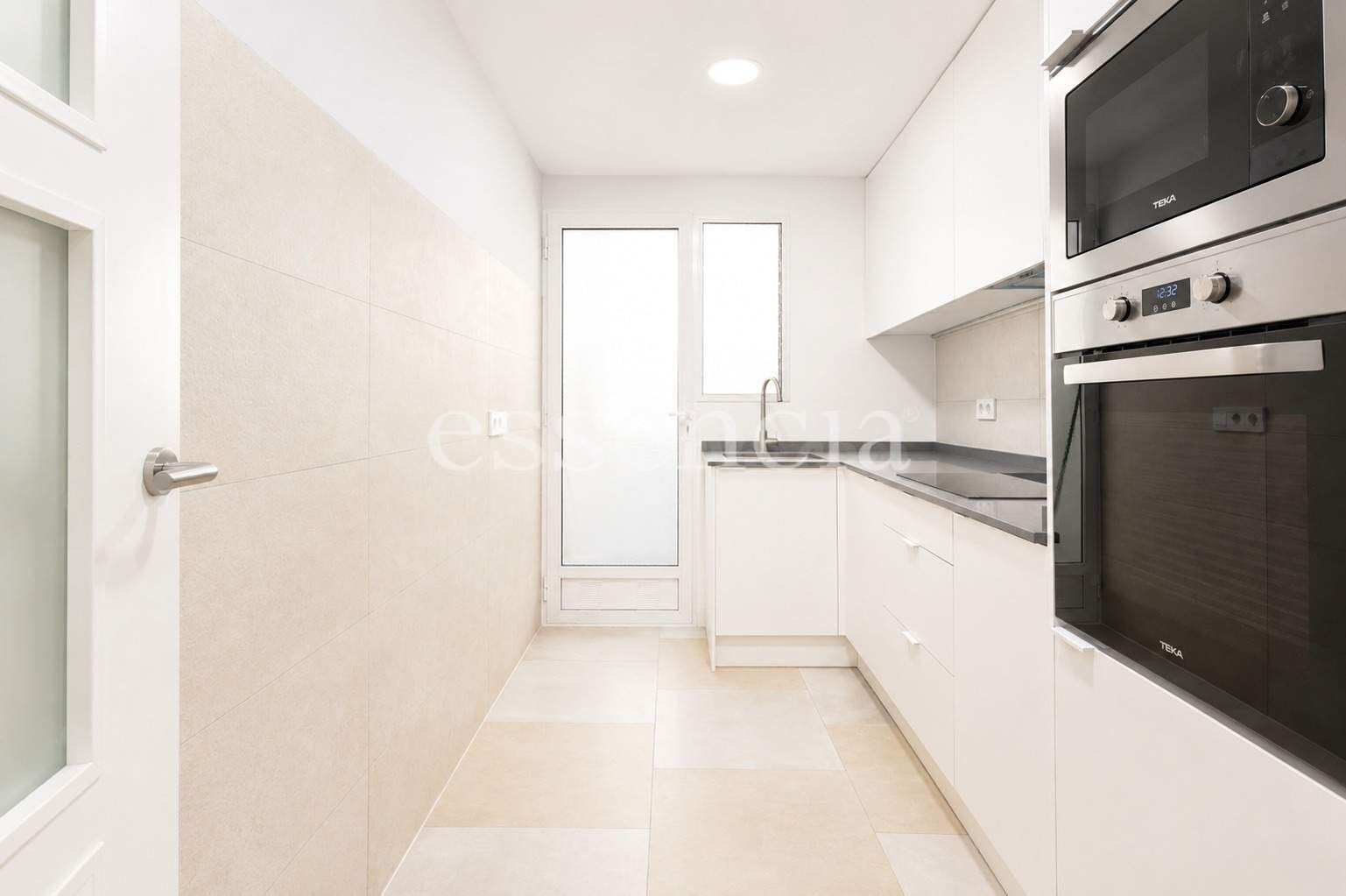 APARTAMENTO EN BELLREGUARD GRAN TERRAZA, 3 habitaciones Y TO - foto 3