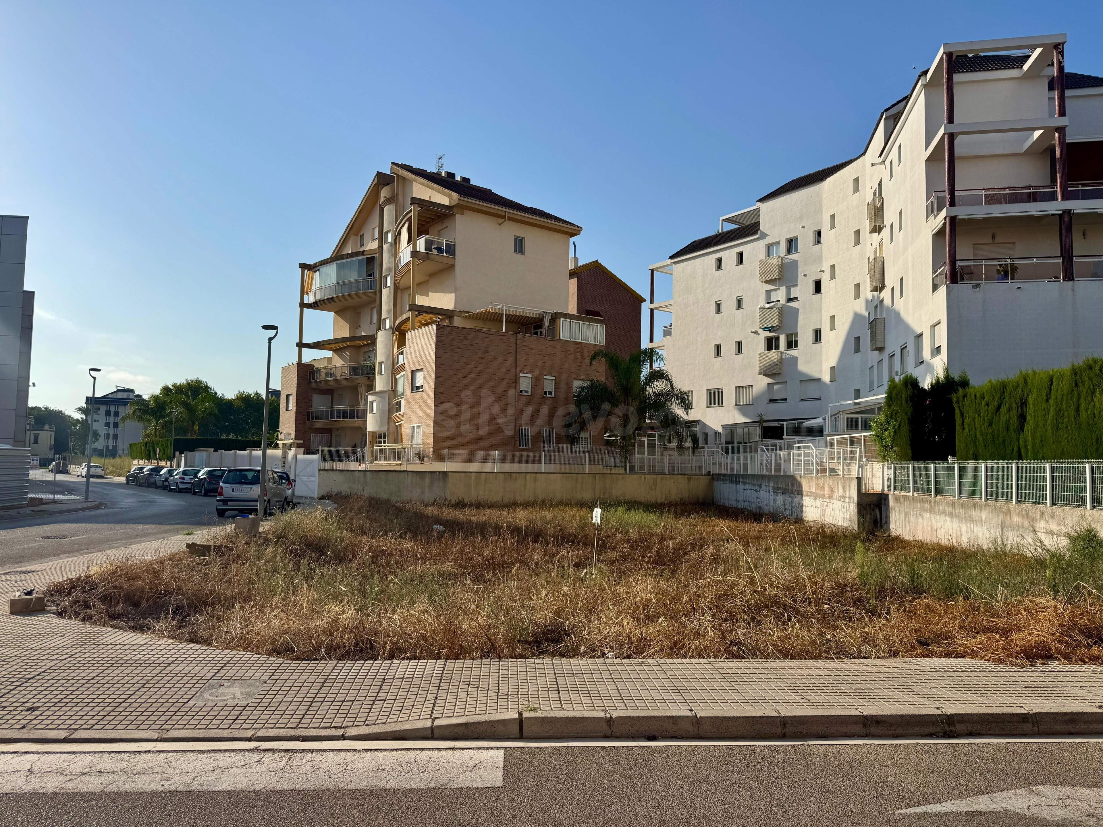 SOLAR URBANO EN PARK NORD (GANDIA) – LISTO PARA PROMOCIÓN RE - foto 5
