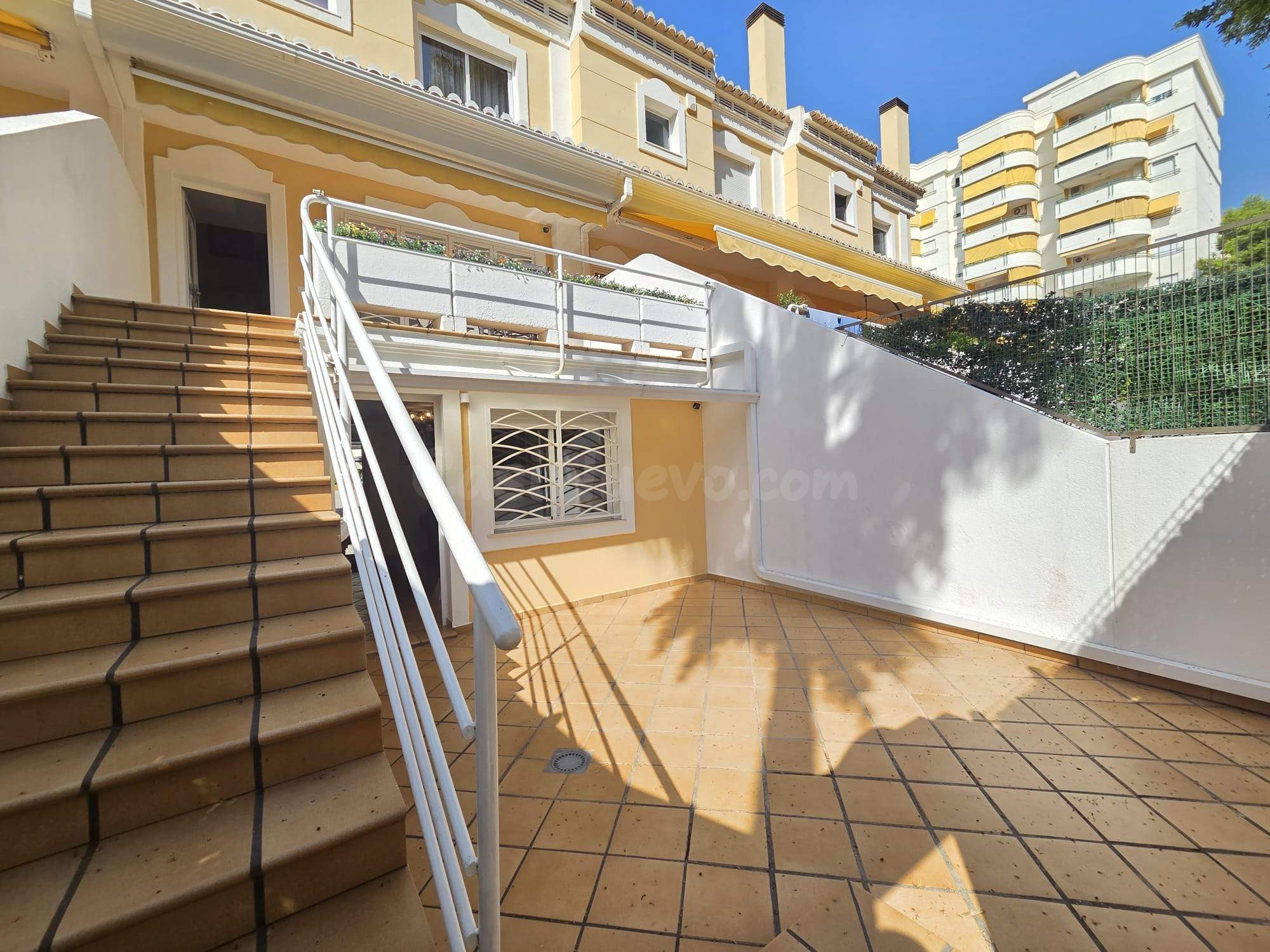 Casa adosada en venta en Playa de Gandia a 450 metros de la 
