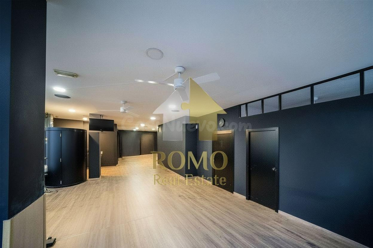 Local comercial 602m² en venta - Lago - foto 2