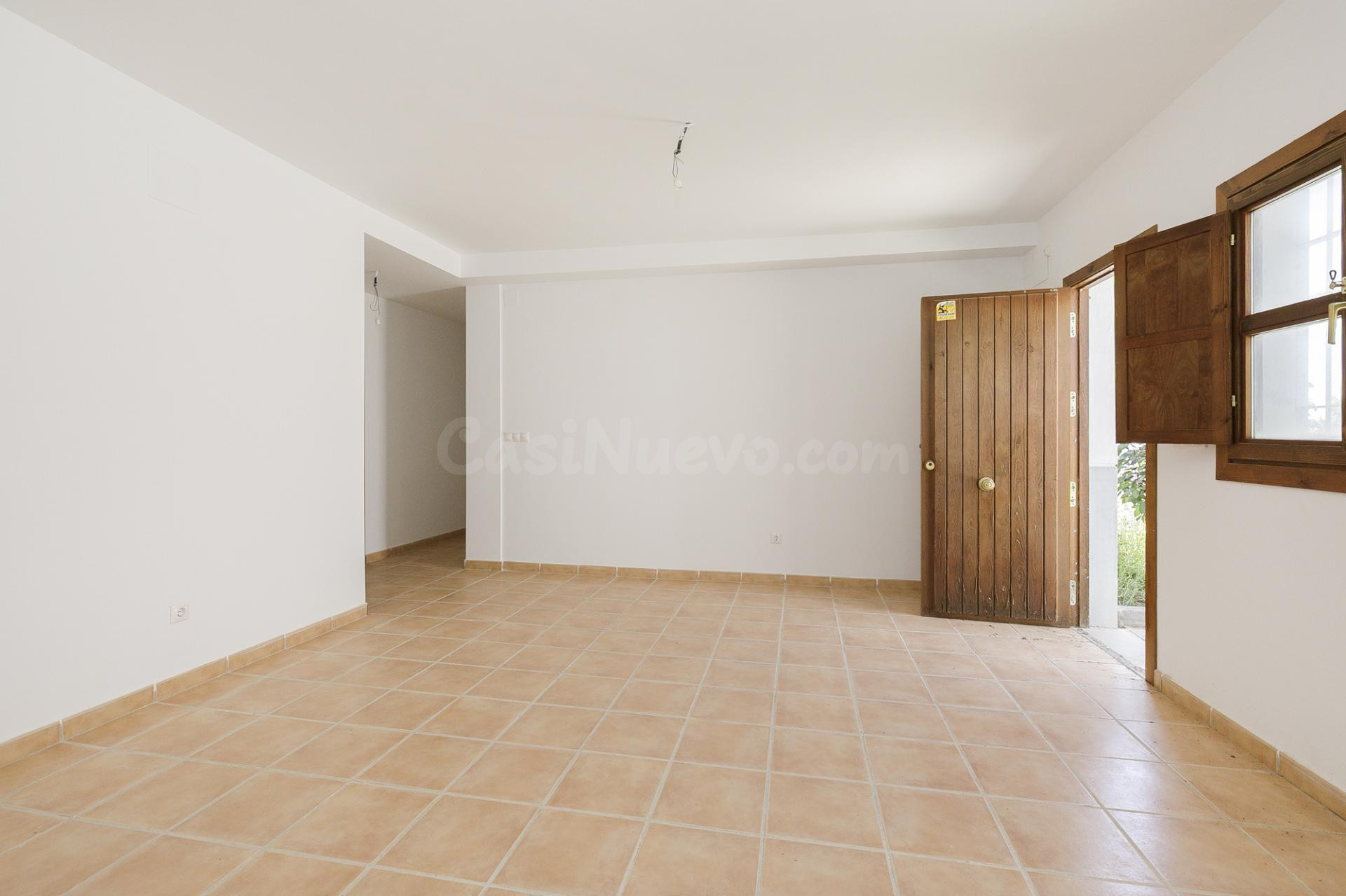VIVIENDA VPO EN LAROLES – FUNCIONALIDAD Y CONFORT EN PLENA A - foto 2