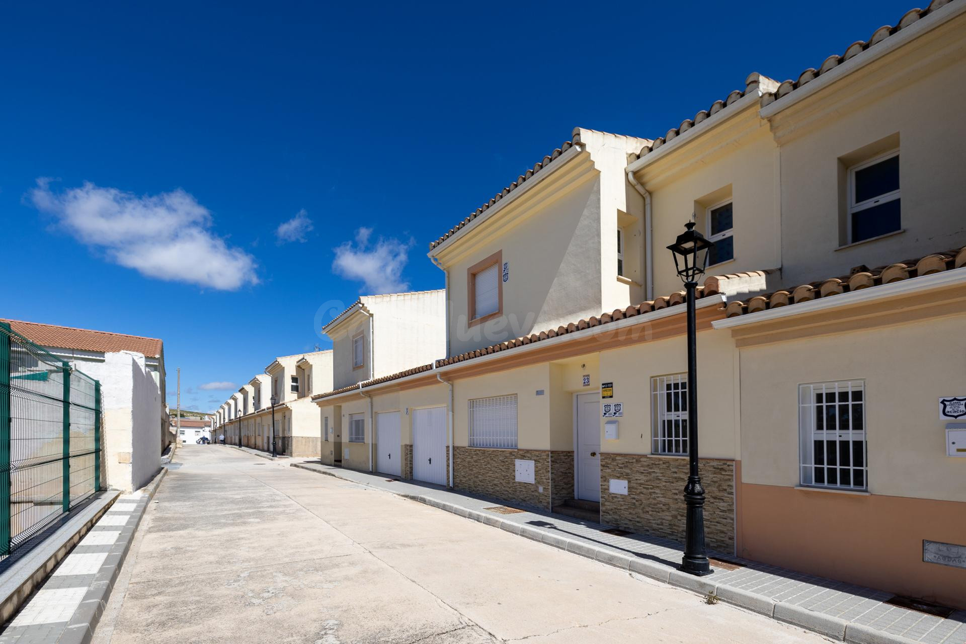 VIVIENDAS ADOSADAS VPO EN TORRECARDELA – ESPACIO, COMODIDAD Y PRECIO ACCESIBLE