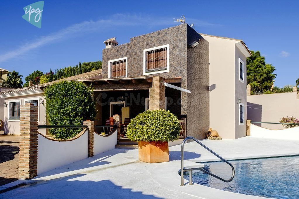 Fantástica Villa en Estepona con vistas al Mar - foto 4